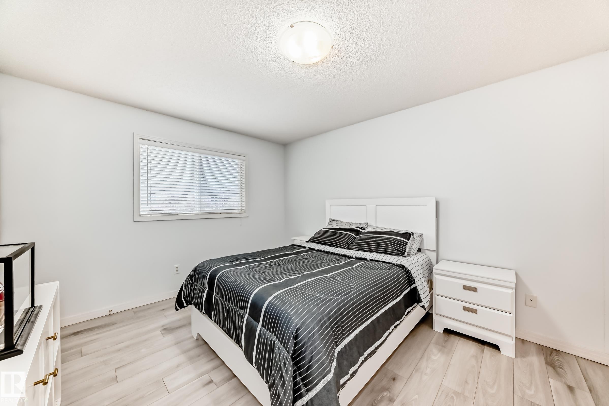 Photo 17 at 5305 205 Street NW, The Hamptons, Edmonton