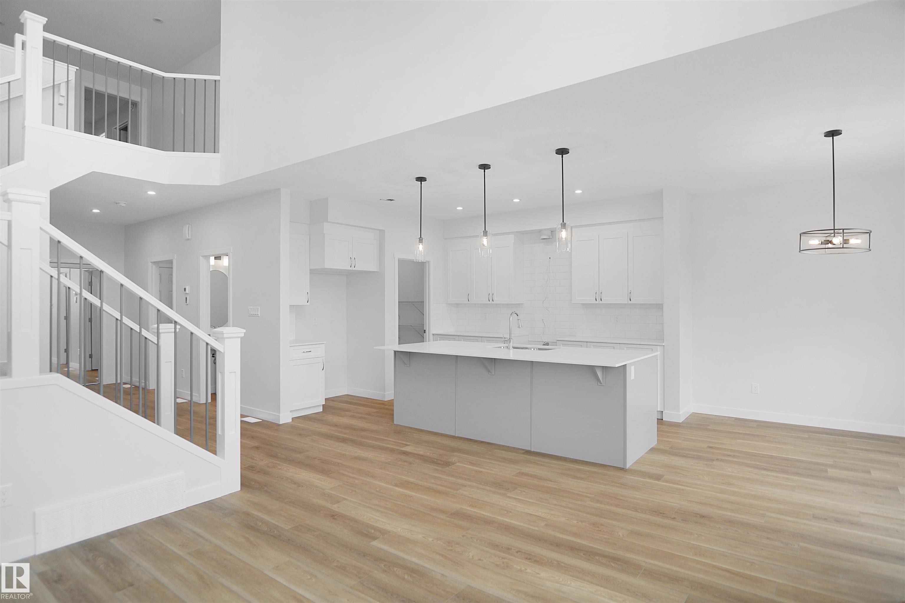 56 Nerine Crescent, North Ridge, St. Albert