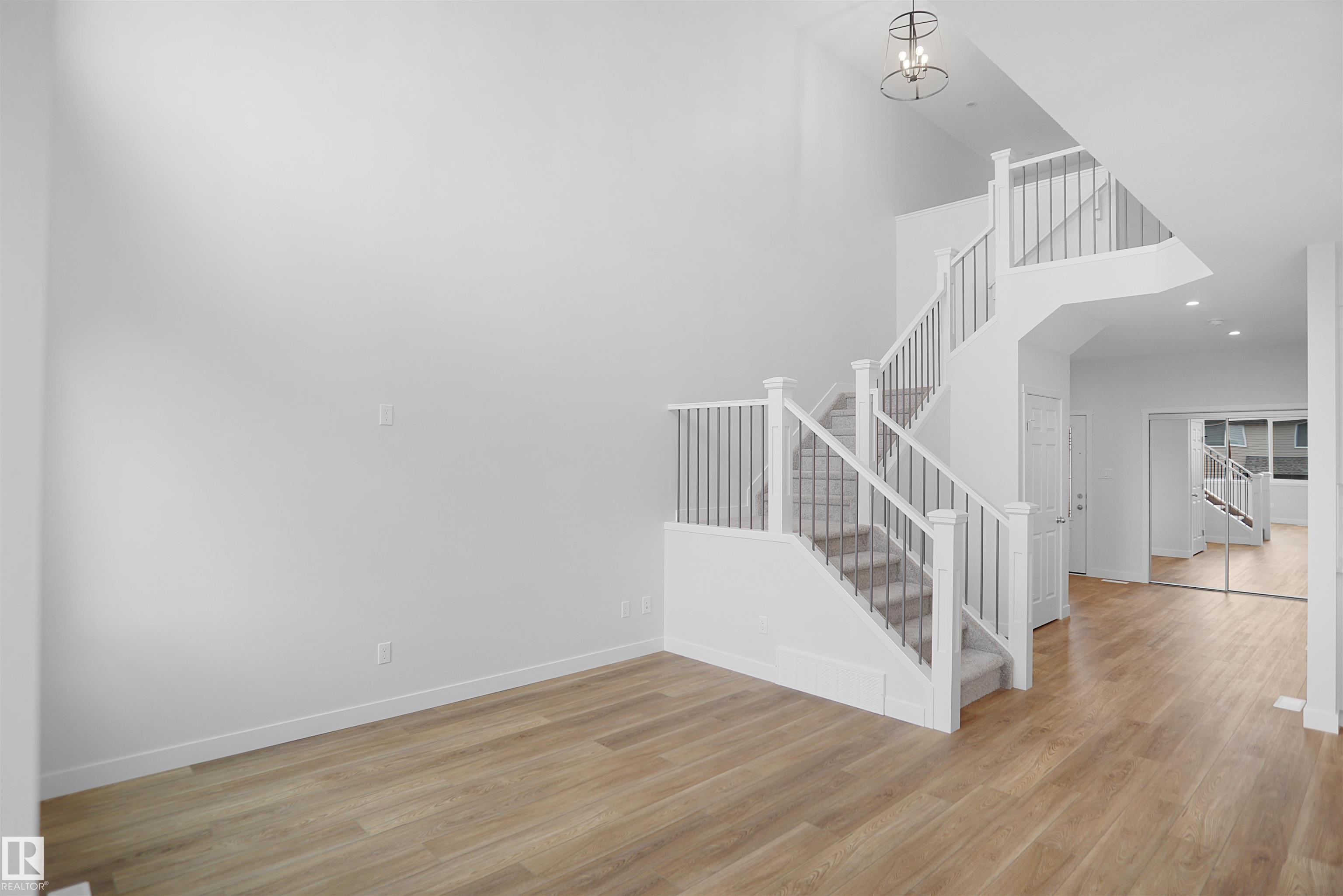 Photo 6 at 56 Nerine Crescent, North Ridge, St. Albert