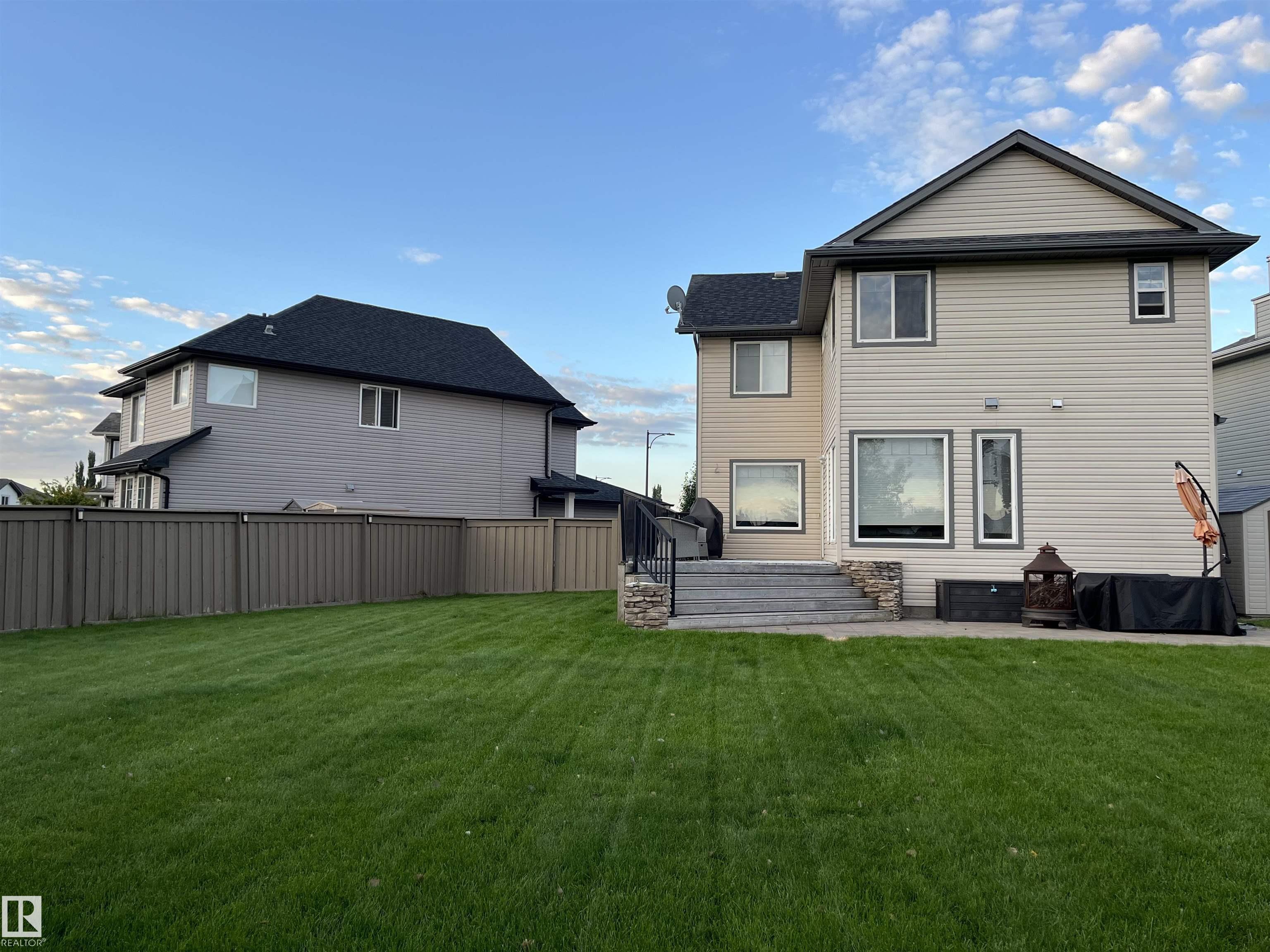 8477 Sloane Crescent NW, South Terwillegar, Edmonton