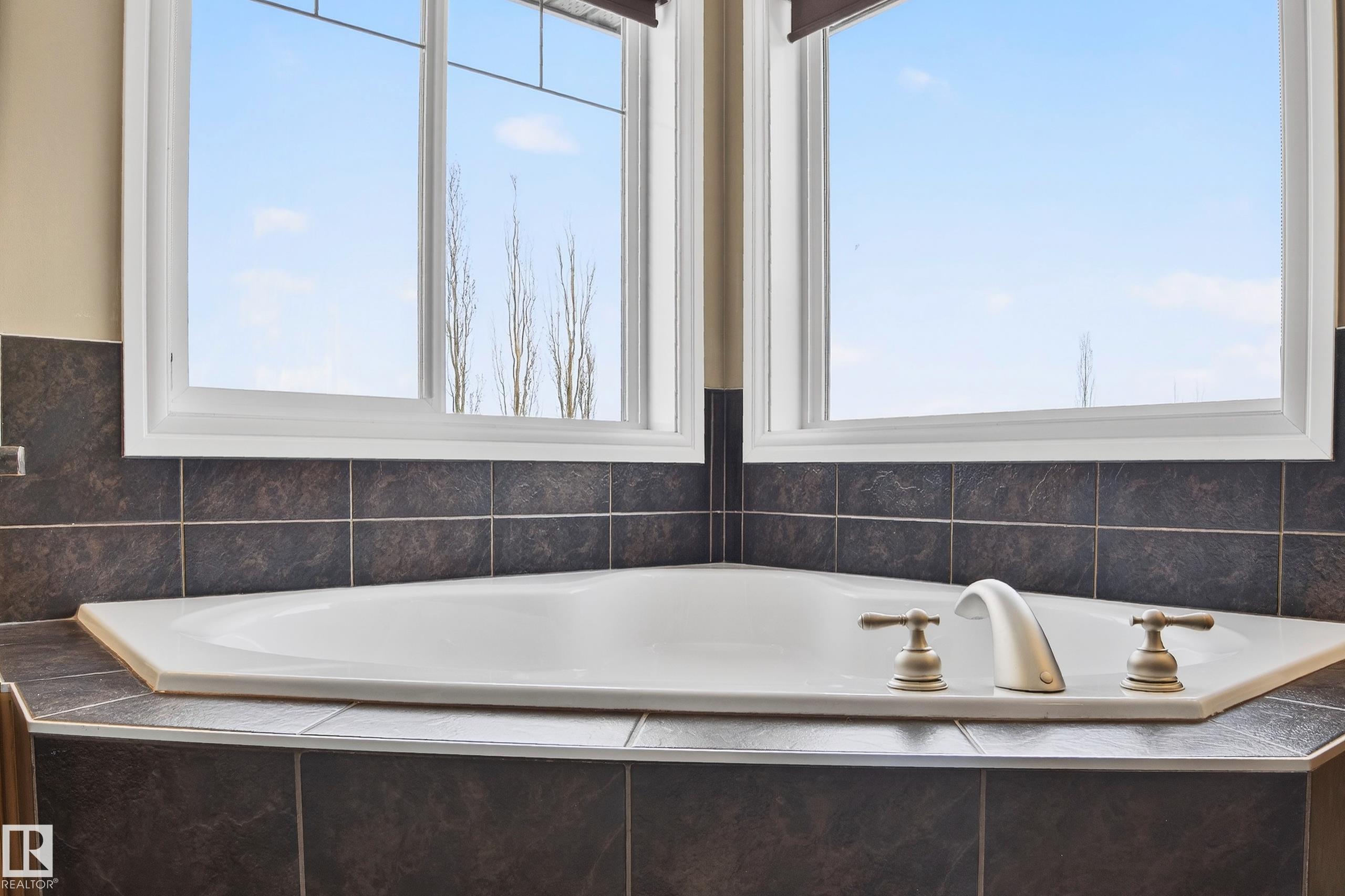 Photo 38 at 8477 Sloane Crescent NW, South Terwillegar, Edmonton