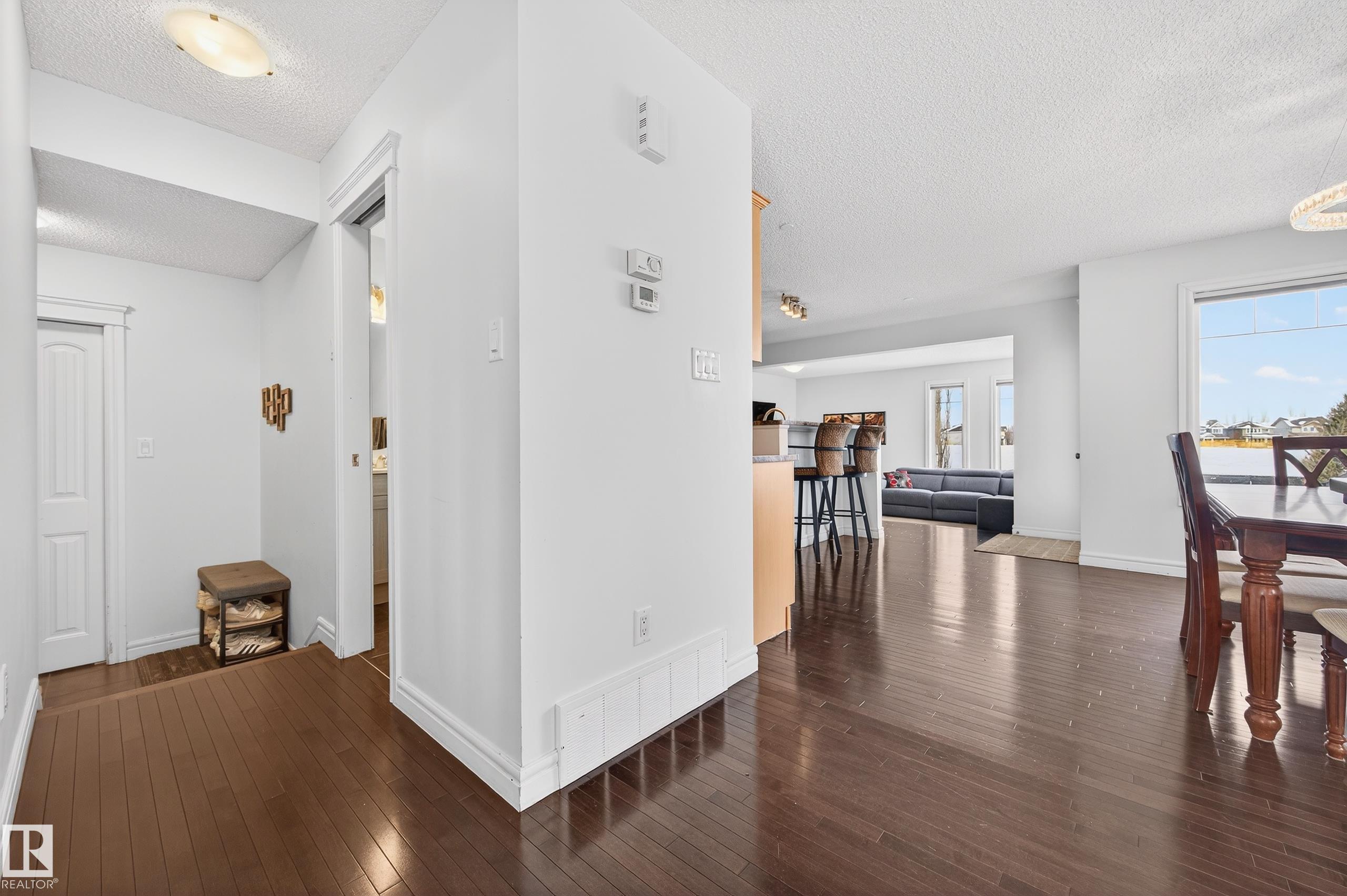 Photo 10 at 8477 Sloane Crescent NW, South Terwillegar, Edmonton