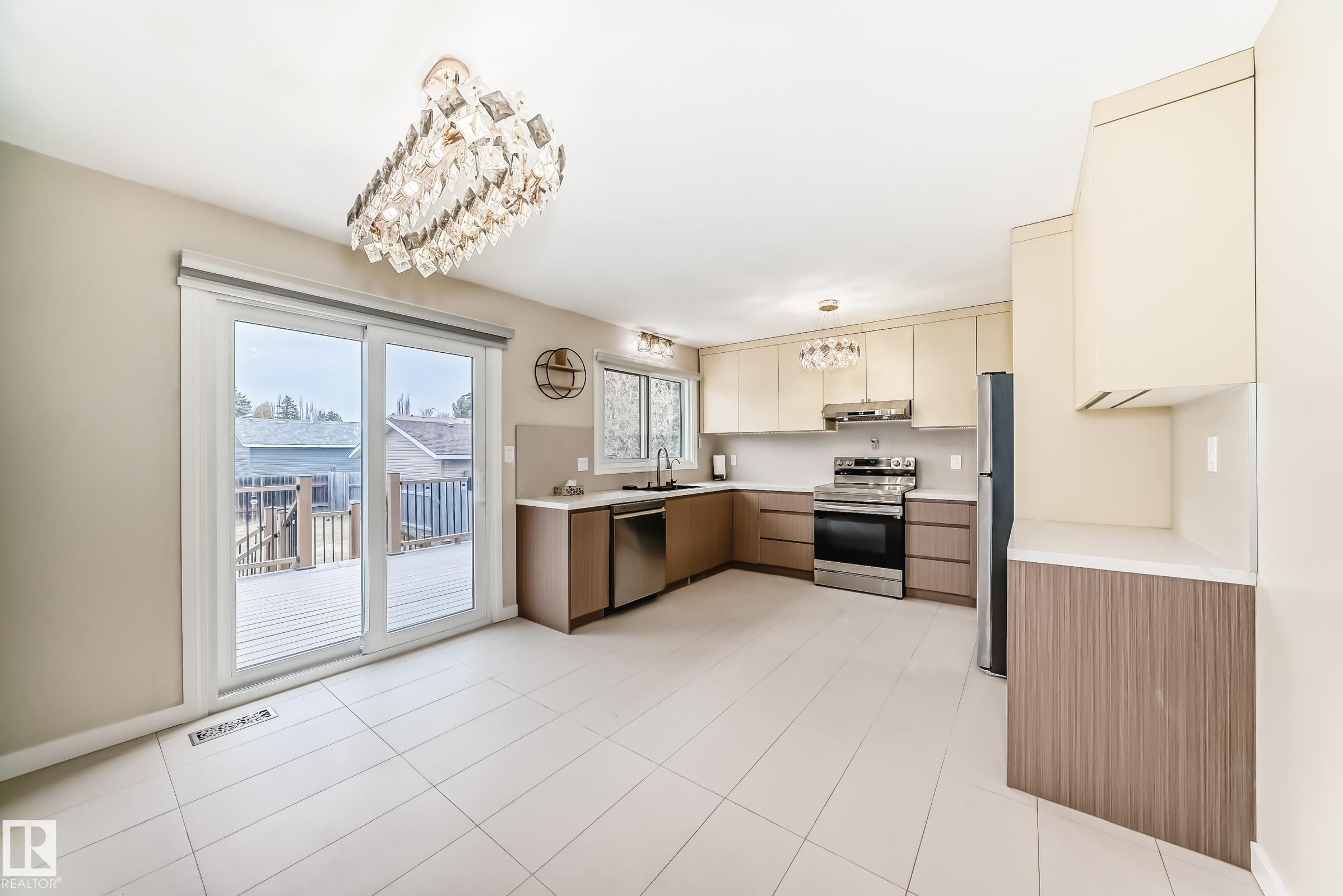 Picture for 2039 48 ST NW