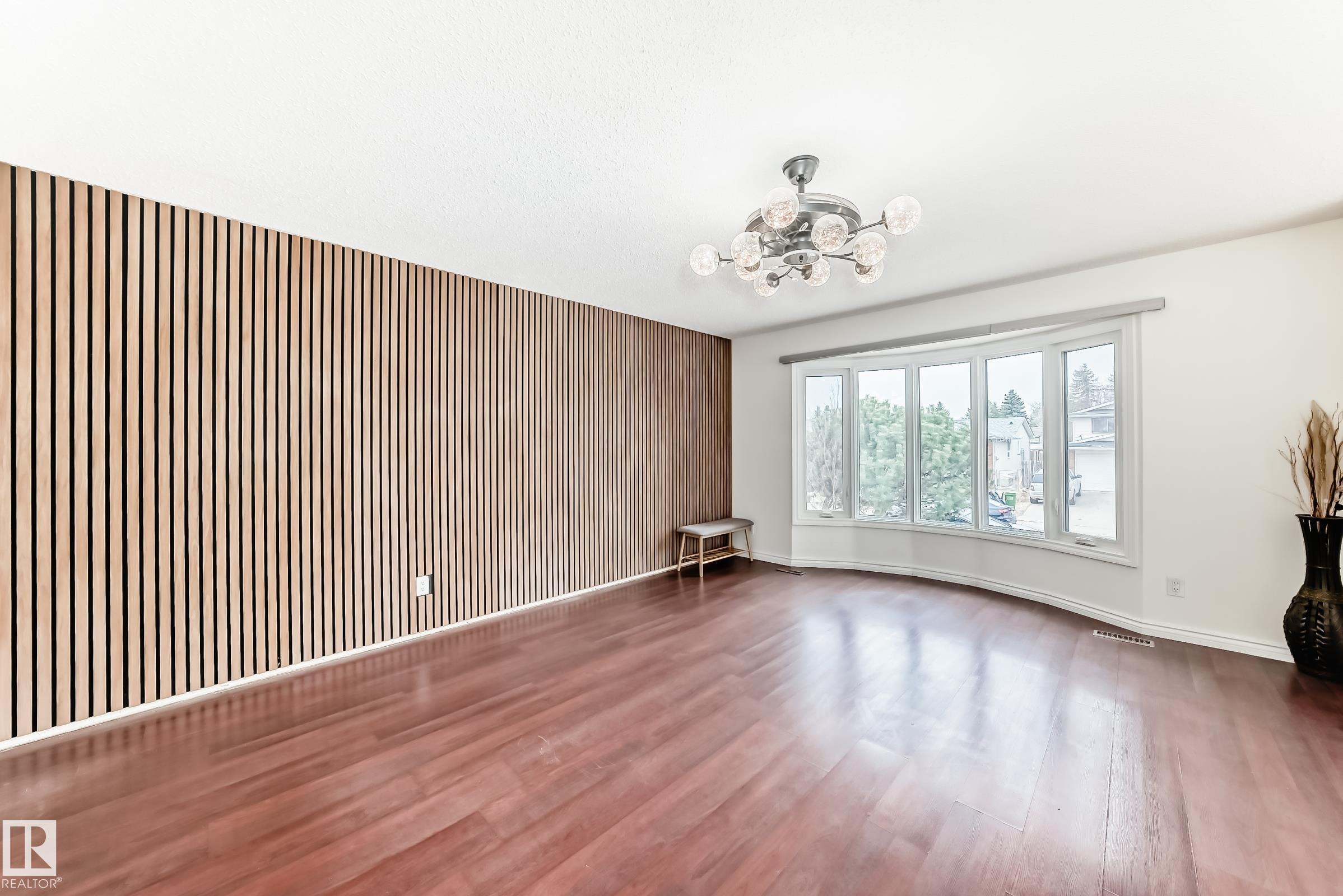 Picture for 2039 48 ST NW