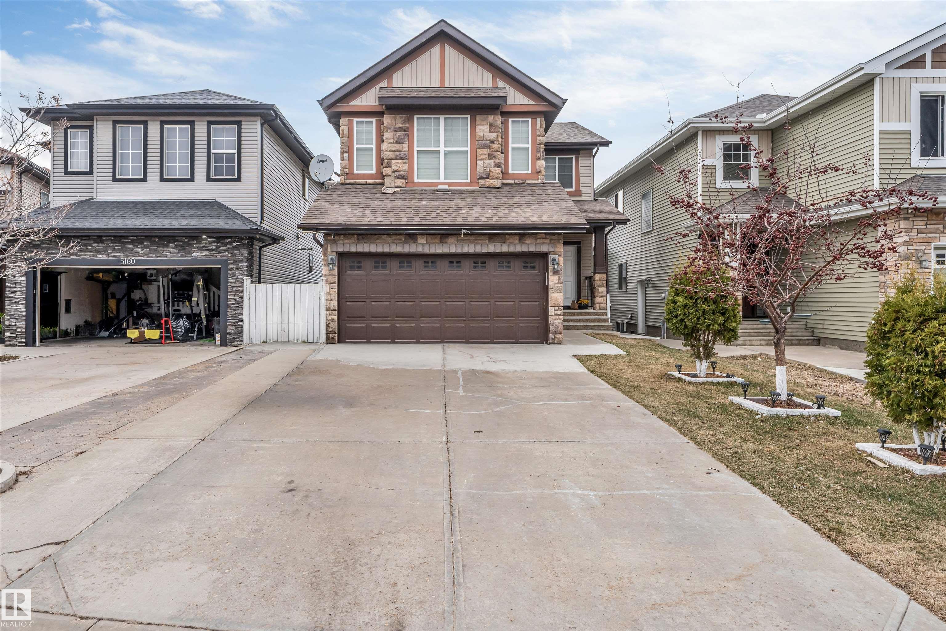 5156 2 Avenue SW, Charlesworth, Edmonton