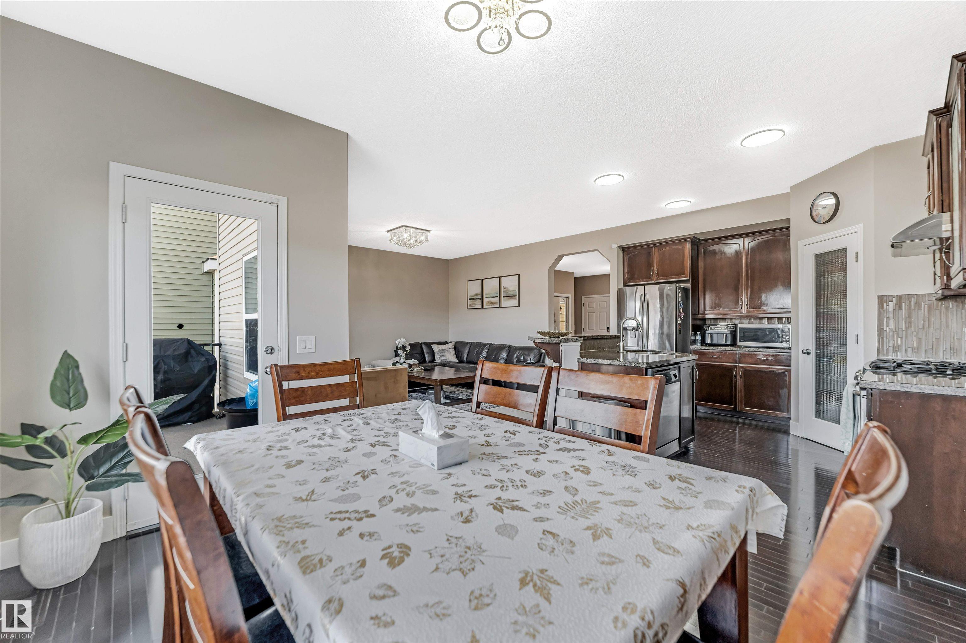 Photo 23 at 5156 2 Avenue SW, Charlesworth, Edmonton