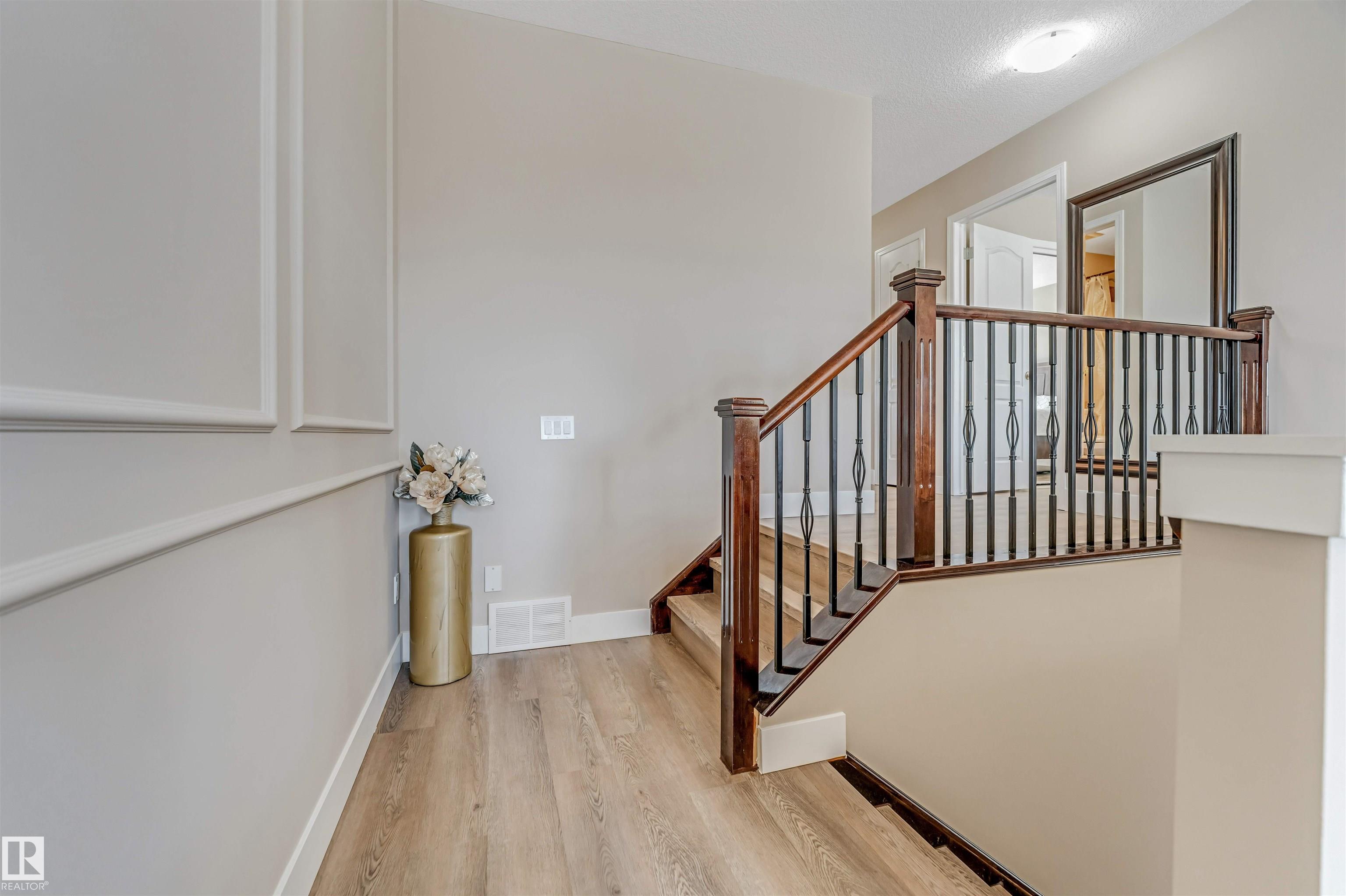 Photo 28 at 5156 2 Avenue SW, Charlesworth, Edmonton