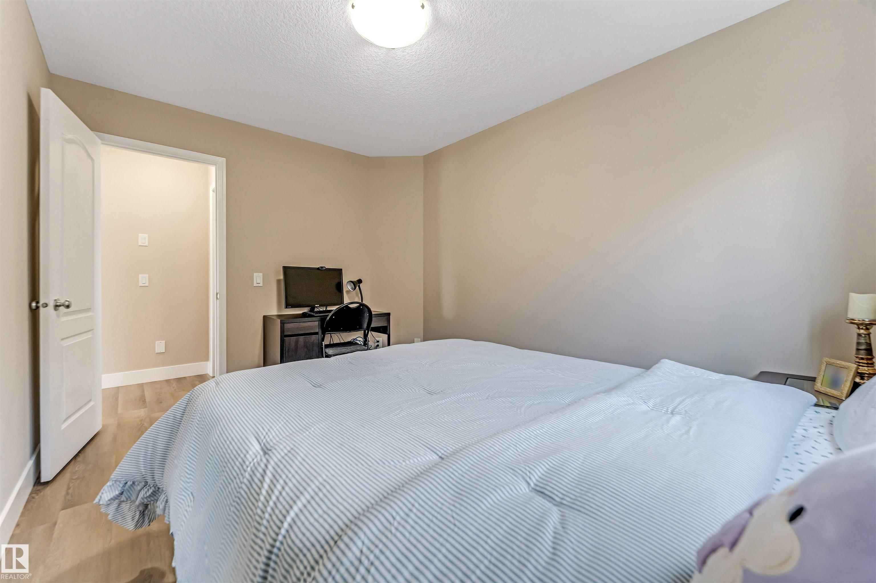 Photo 39 at 5156 2 Avenue SW, Charlesworth, Edmonton