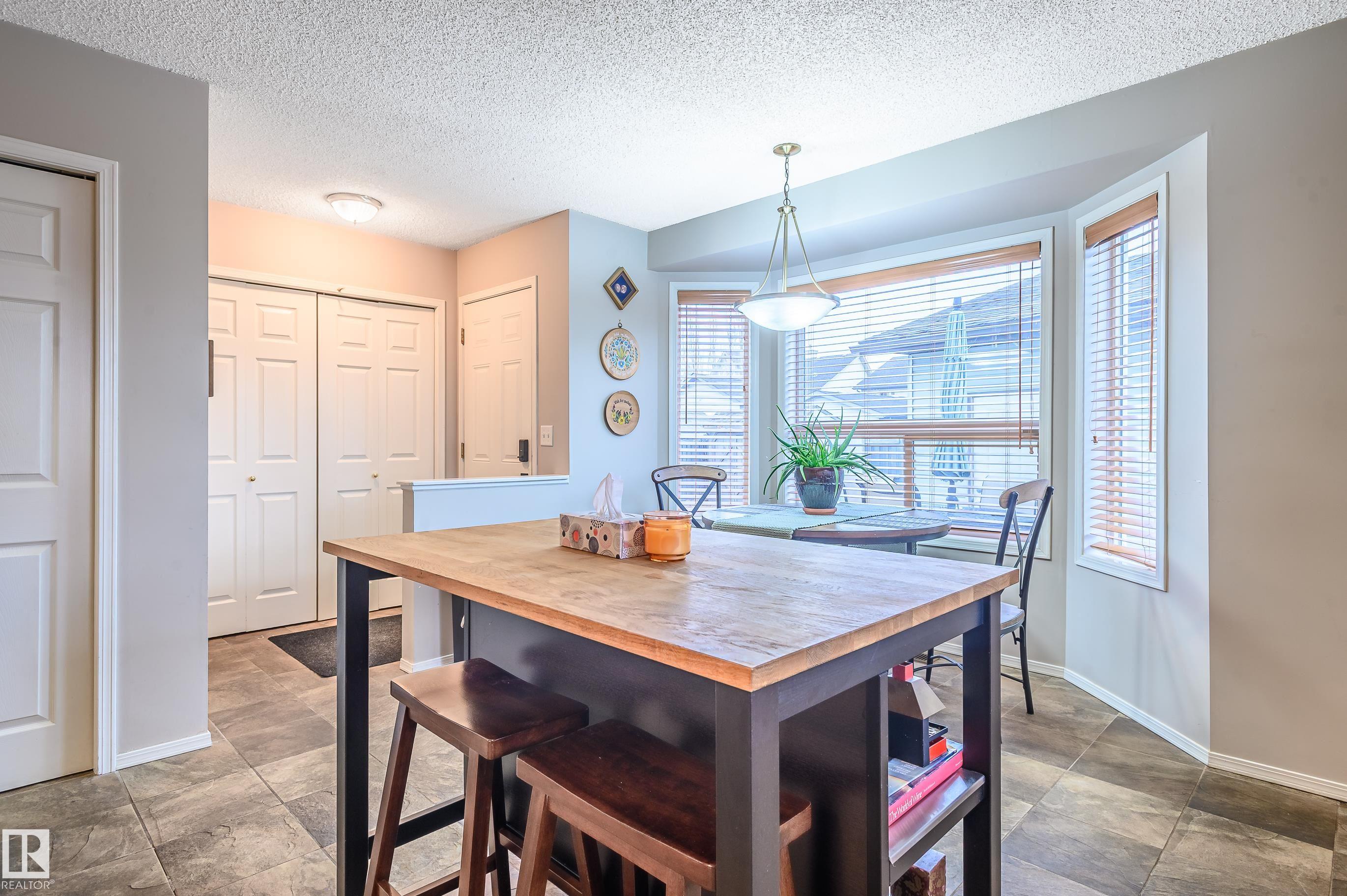 https://zimg.paragon.ice.com/ParagonImages/Property/PM/RAE/225396861/20/0/0/c8701d5d07375619eb10351cafde9d1b/1/309931d0929c050162dbba07730c30c5/225396861-53cc172a-0619-4f8a-af22-547e35768b36.JPG