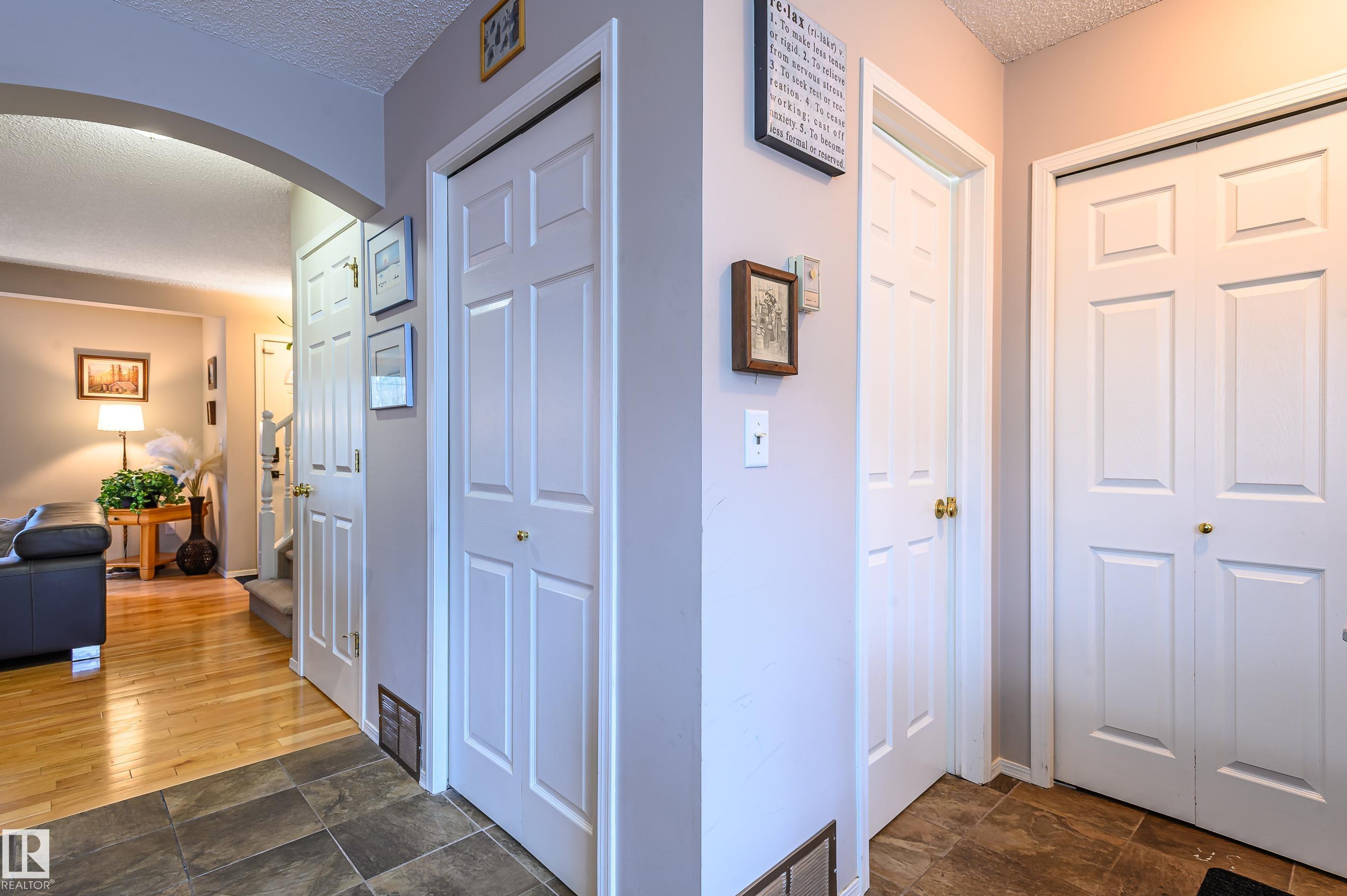 https://zimg.paragon.ice.com/ParagonImages/Property/PM/RAE/225396861/25/0/0/03732c487ec2f268c2e88510a904c476/1/309931d0929c050162dbba07730c30c5/225396861-22db92f9-377f-4ab4-8f27-1c81c6798478.JPG