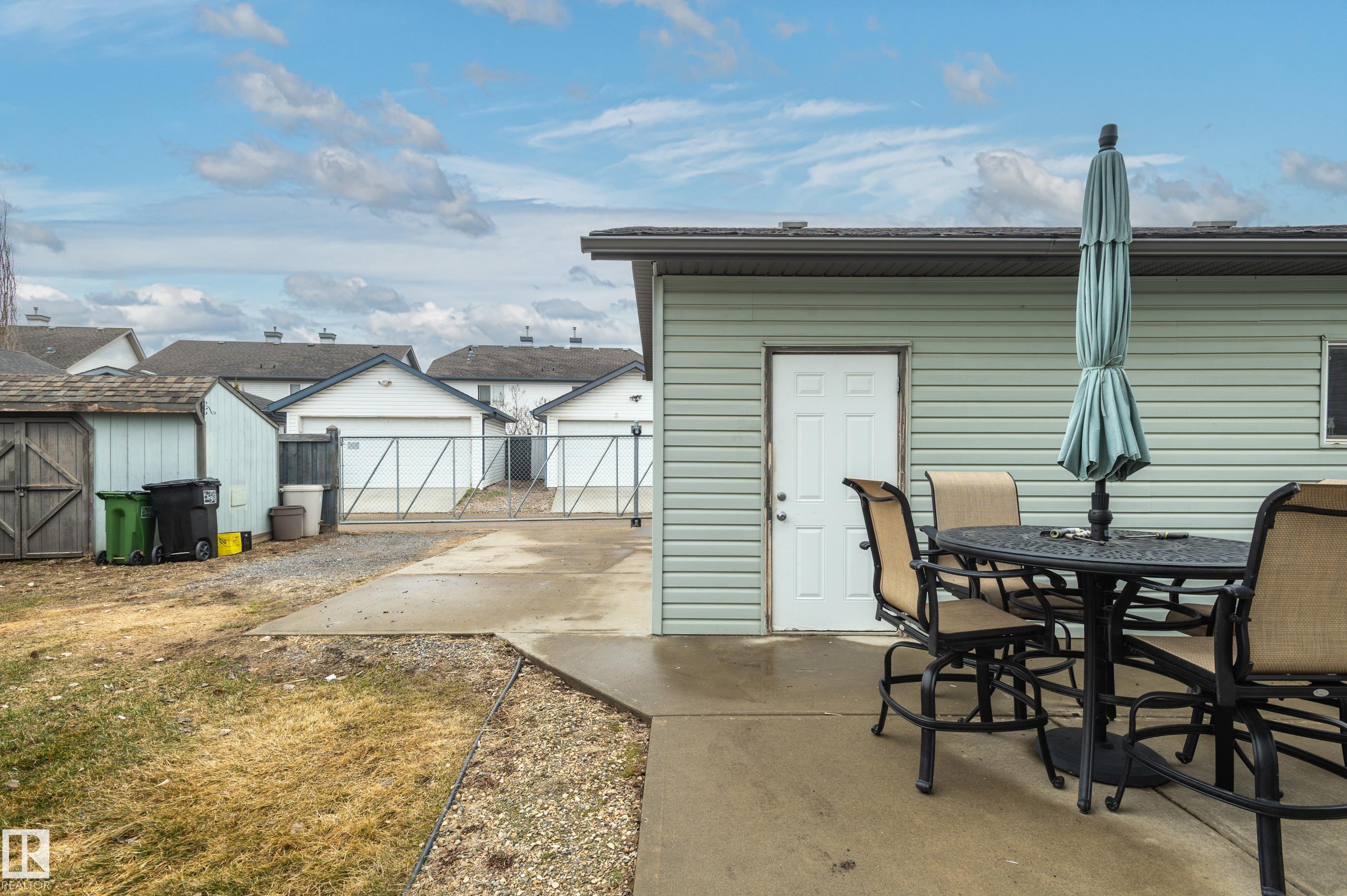 https://zimg.paragon.ice.com/ParagonImages/Property/PM/RAE/225396861/49/0/0/264901bbb633fa10fd091c0c4dbe03d2/1/309931d0929c050162dbba07730c30c5/225396861-054d5ae7-2f59-4144-8b39-ea9a086ad282.JPG