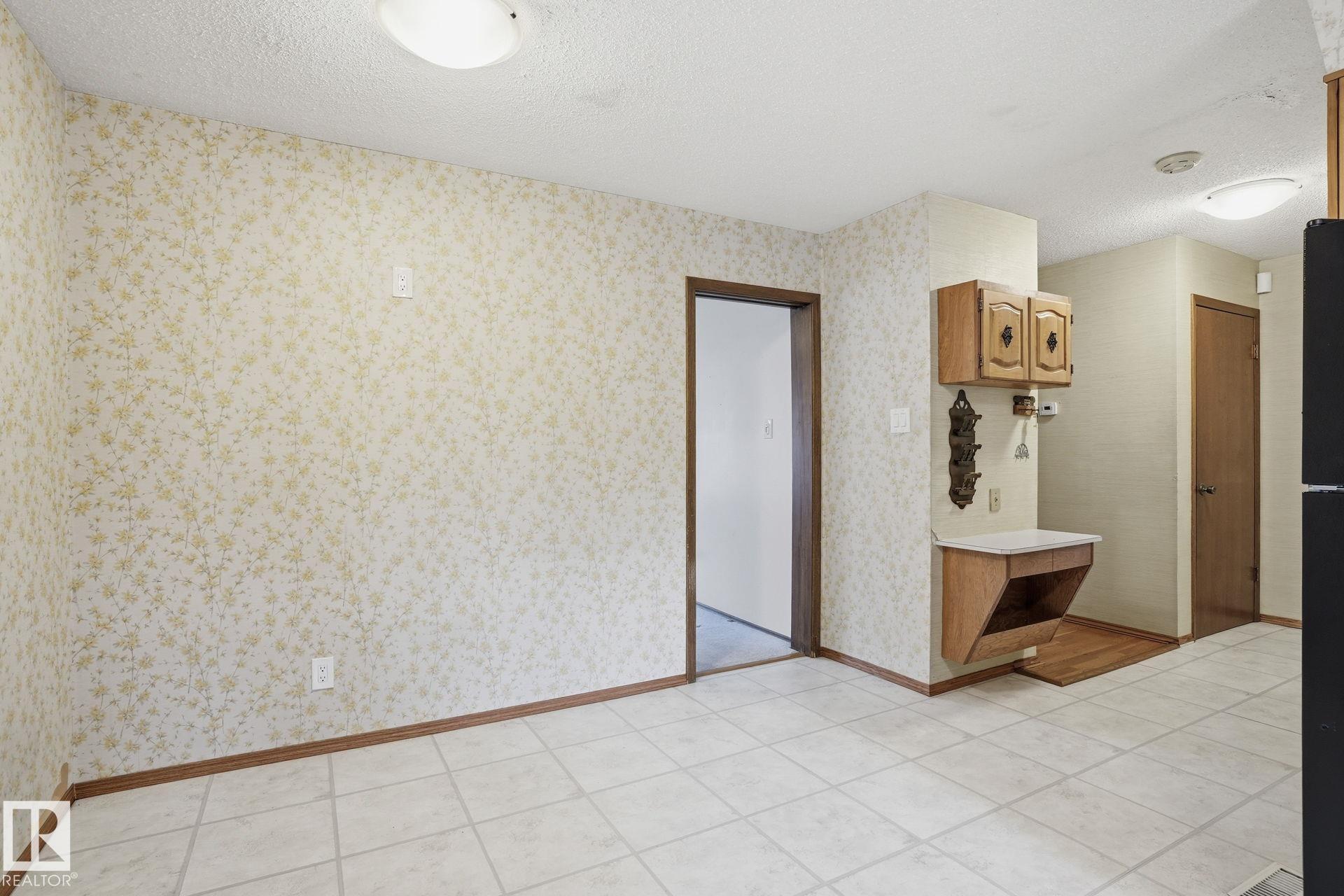 Photo 13 at 14848 64 Avenue NW, Brander Gardens, Edmonton