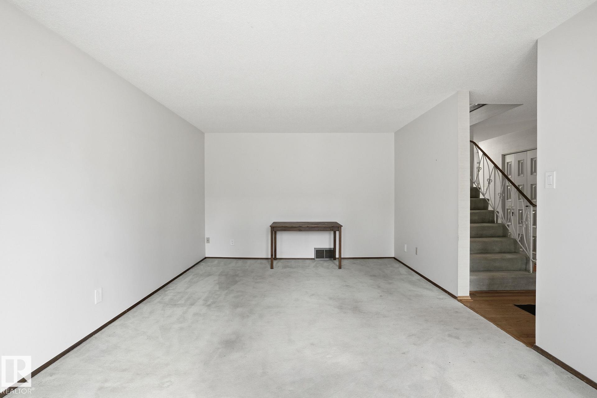 Photo 7 at 14848 64 Avenue NW, Brander Gardens, Edmonton