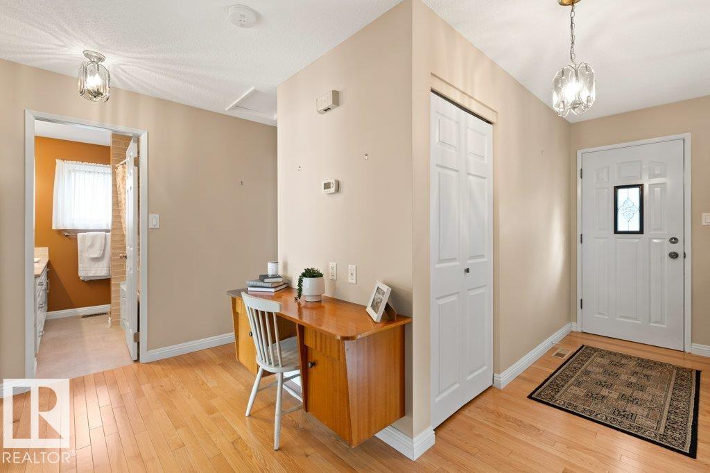 Photo 12 at 33 Fenwick Crescent, Forest Lawn, St. Albert