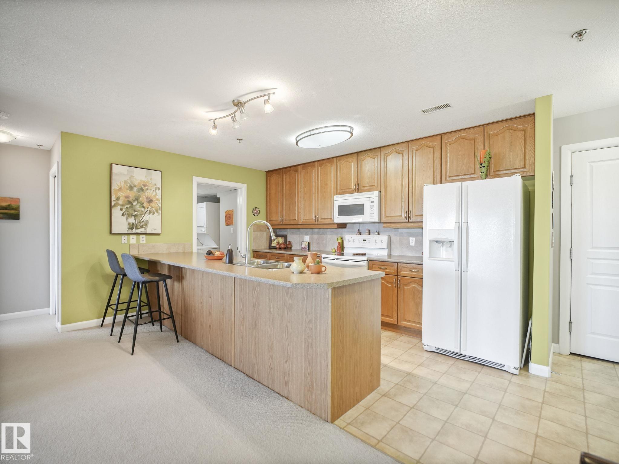 Photo 8 at 415 - 530 Hooke Road NW, Canon Ridge, Edmonton