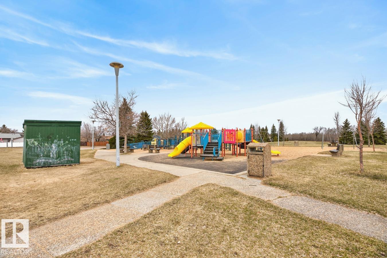 Photo 40 at 4517 38a Avenue NW, Minchau, Edmonton