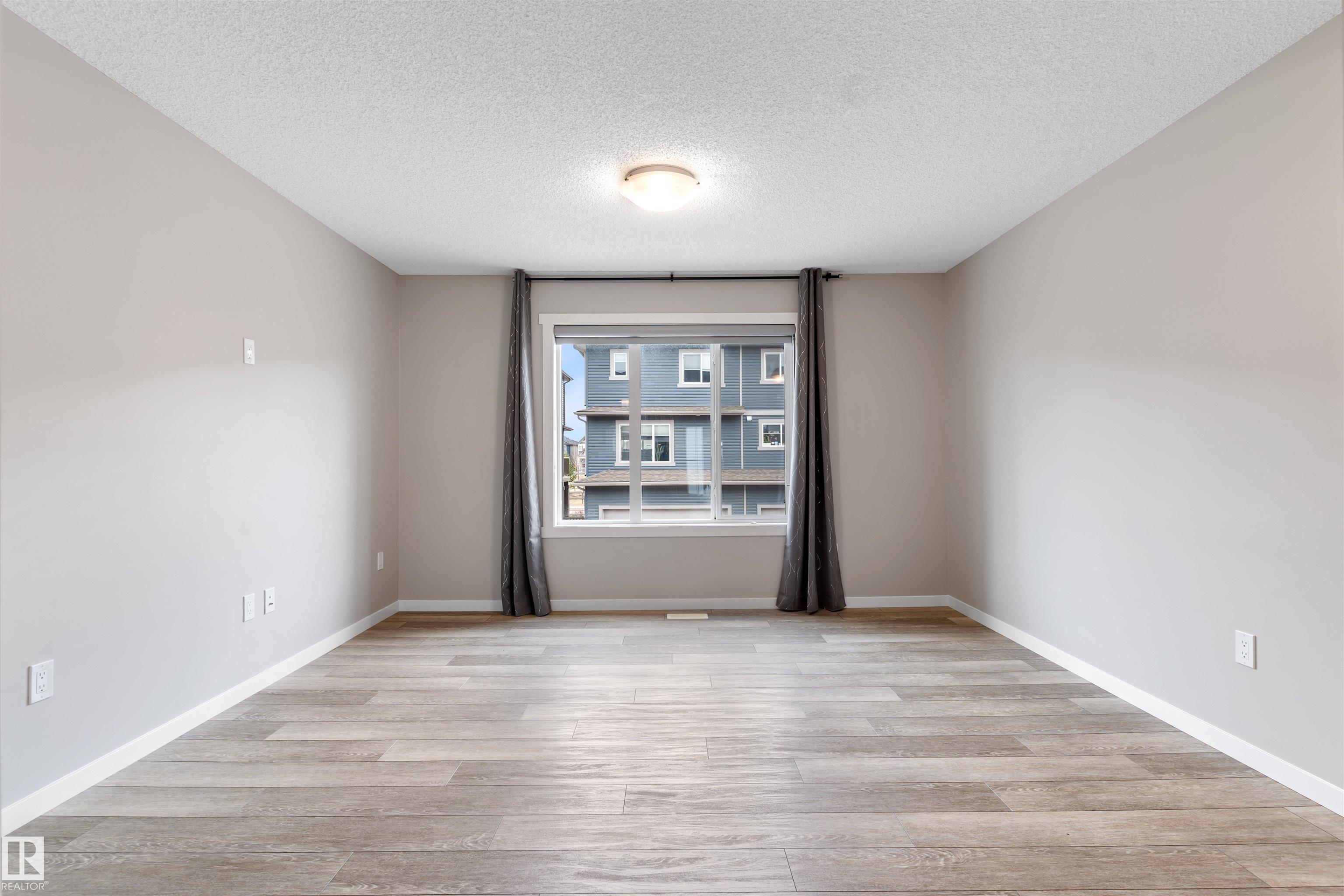 Photo 11 at 19615 28 Avenue NW, The Uplands, Edmonton
