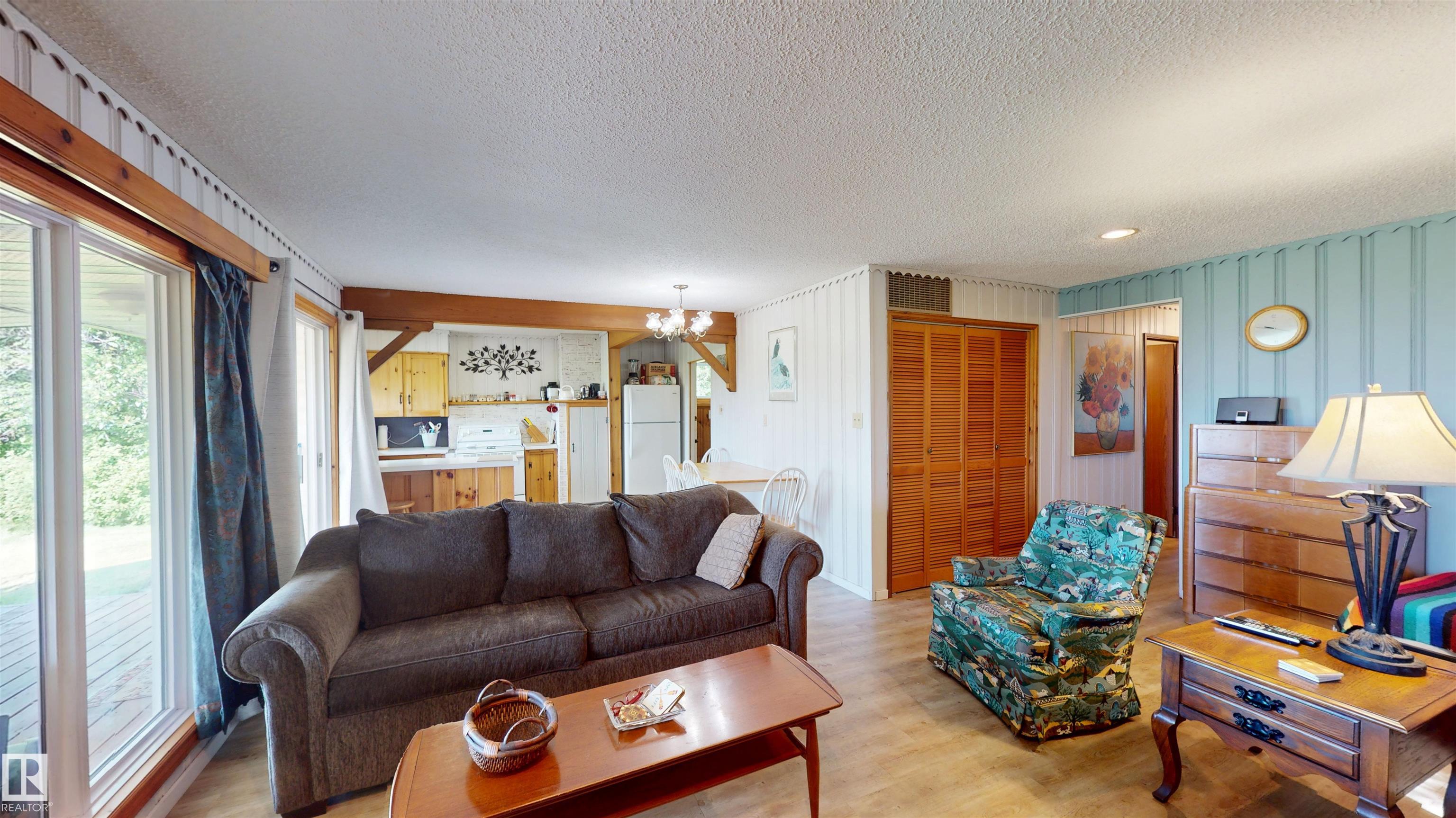 Photo 12 at 12 53026 Rge Road 43, Rizzie Beach, Rural Parkland County