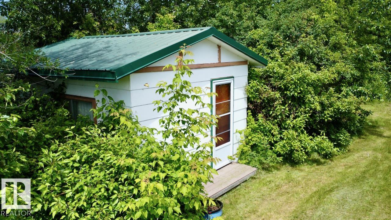 Photo 27 at 12 53026 Rge Road 43, Rizzie Beach, Rural Parkland County