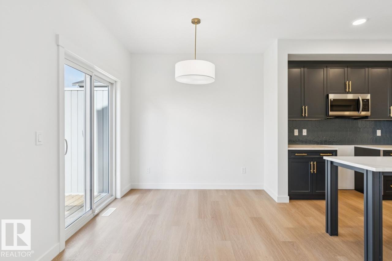 https://zimg.paragon.ice.com/ParagonImages/Property/PM/RAE/225396893/13/0/0/ab3ea89de378f73801f3093d67f2b274/1/70da3027e08d8e8c0737310fec5de311/225396893-f2b2d70a-4df1-4d98-9eb5-d68000619f12.JPG