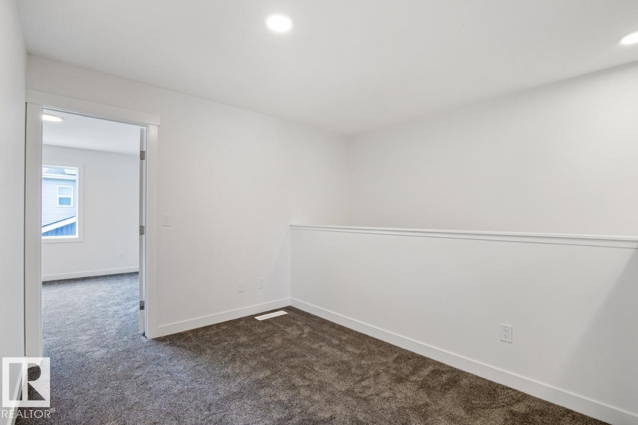 https://zimg.paragon.ice.com/ParagonImages/Property/PM/RAE/225396893/17/0/0/9c2b5eab00bd268818d8f53c04884af9/1/70da3027e08d8e8c0737310fec5de311/225396893-97af3073-171f-48f3-8af5-039bf67543e7.JPG