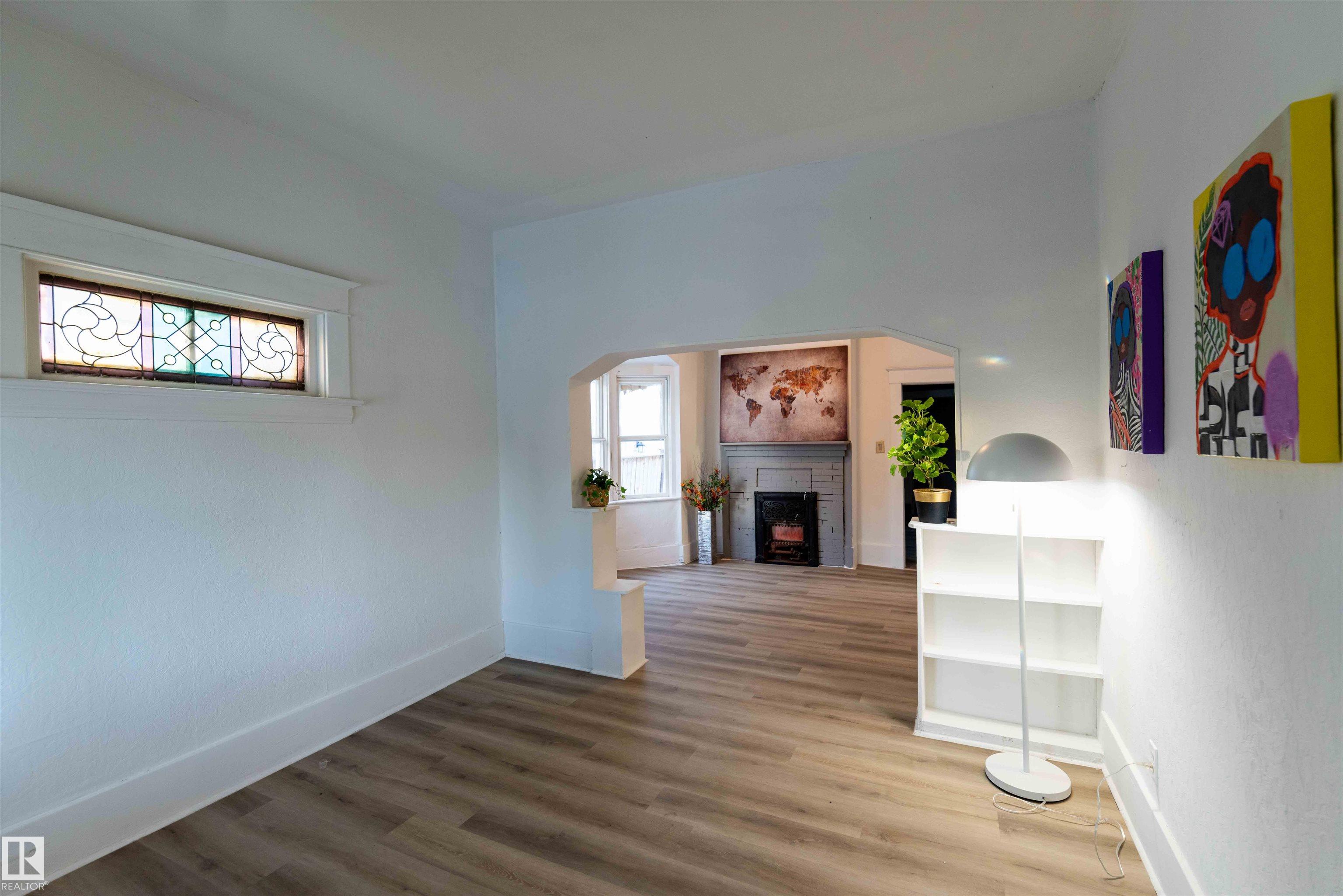 Photo 8 at 11734 87 Street NW, Parkdale, Edmonton