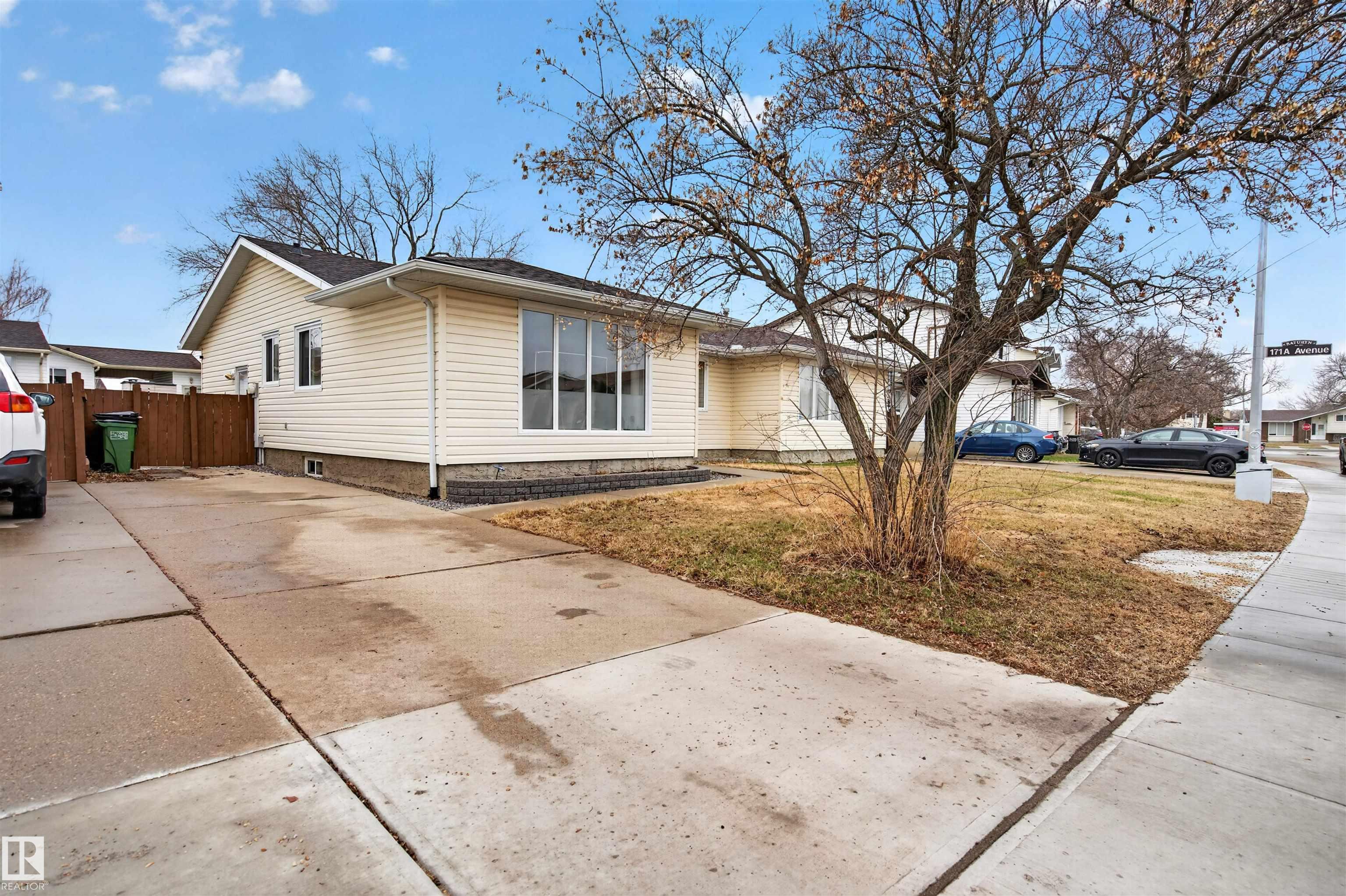 17120 103 Street NW, Baturyn, Edmonton