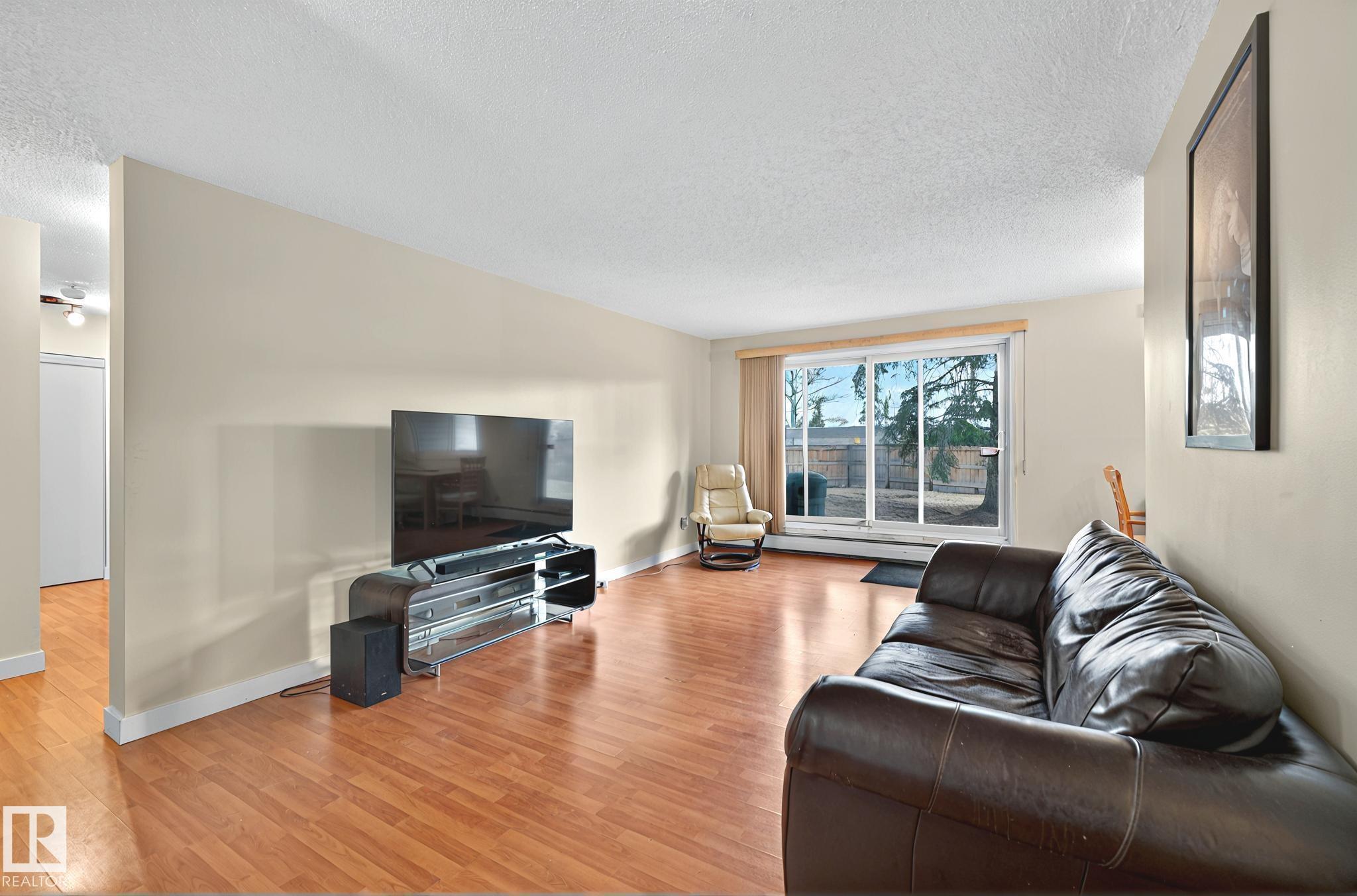 106 - 5125 Riverbend Road NW, Brander Gardens, Edmonton