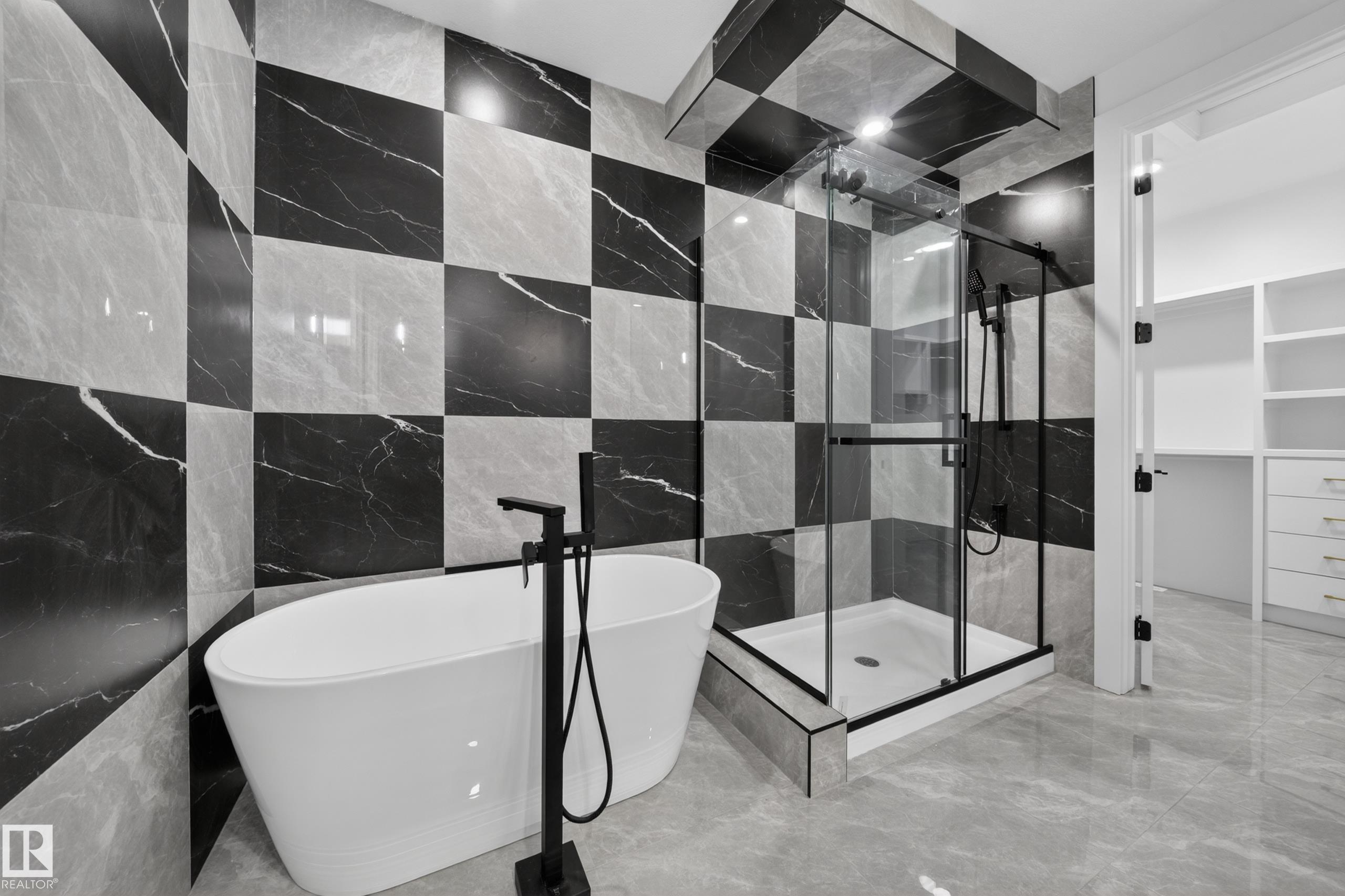 Photo 17 at 4005 39 Street, Lakeview North, Beaumont