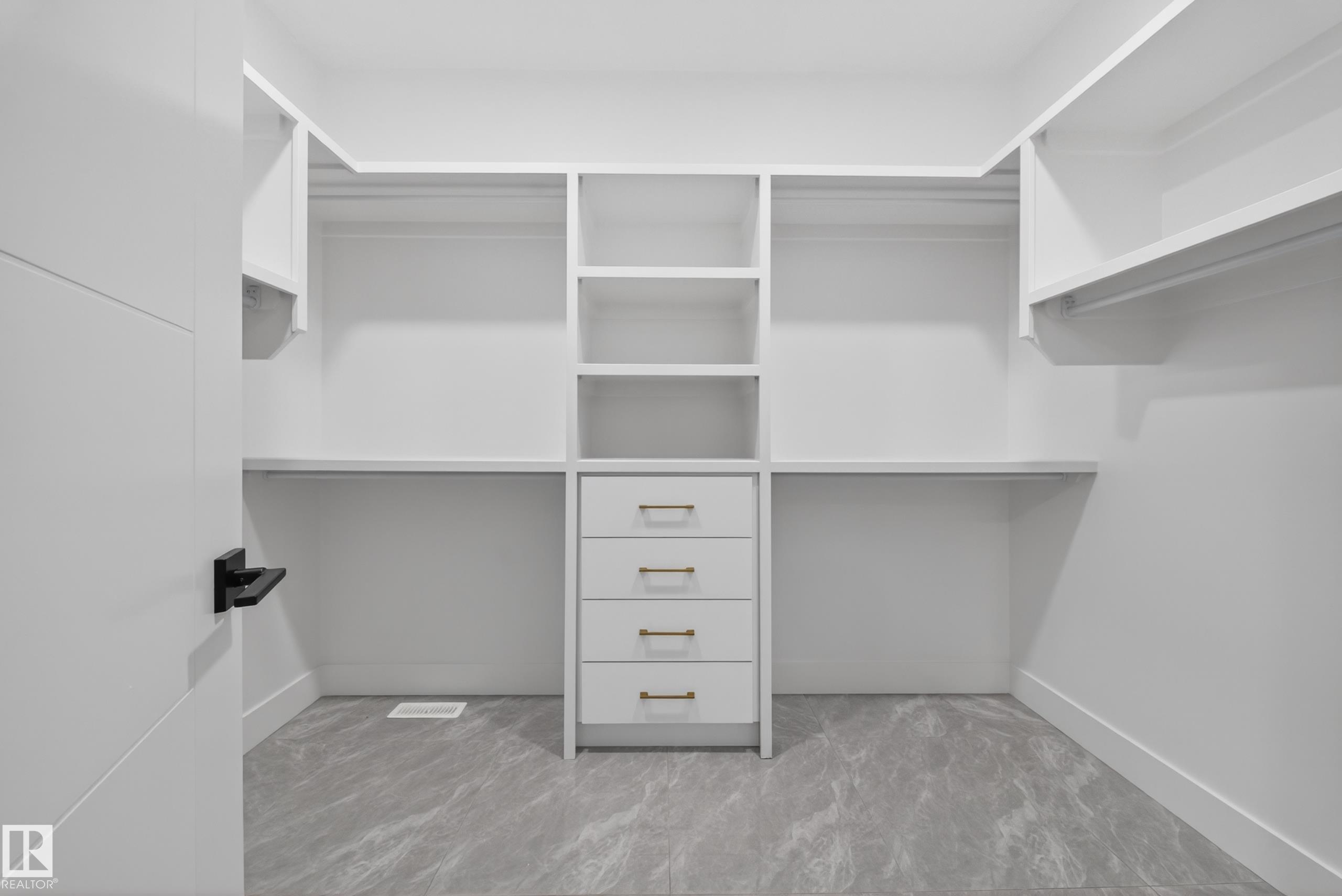 Photo 21 at 4005 39 Street, Lakeview North, Beaumont