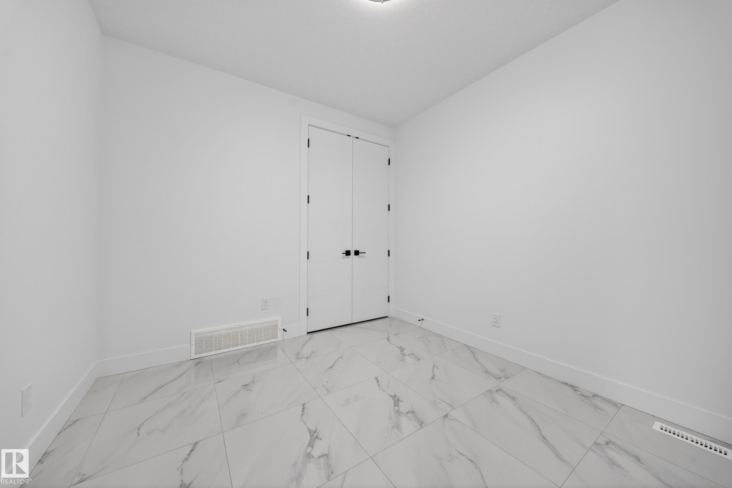 Photo 36 at 4005 39 Street, Lakeview North, Beaumont