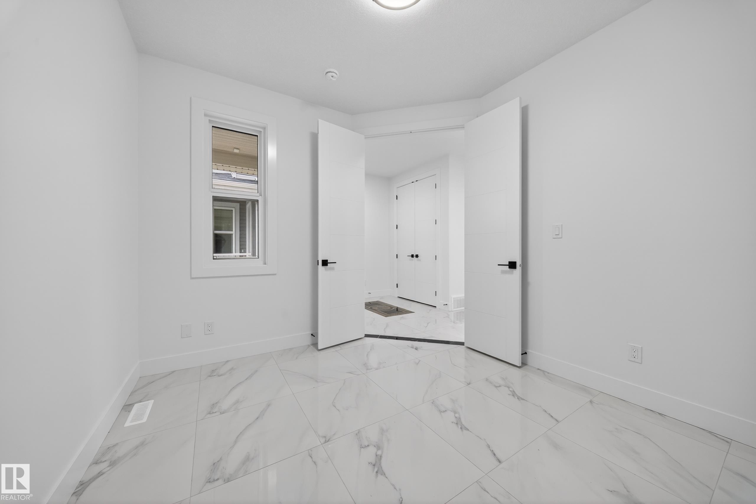 Photo 37 at 4005 39 Street, Lakeview North, Beaumont