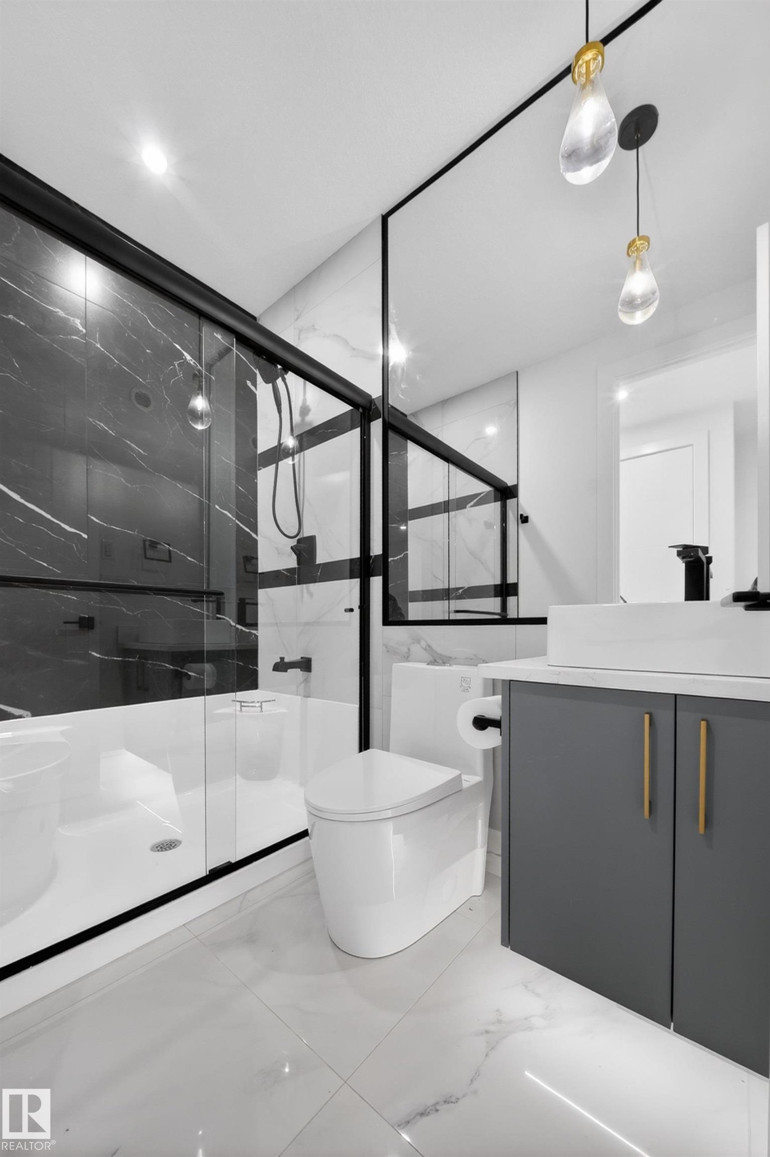 Photo 39 at 4005 39 Street, Lakeview North, Beaumont