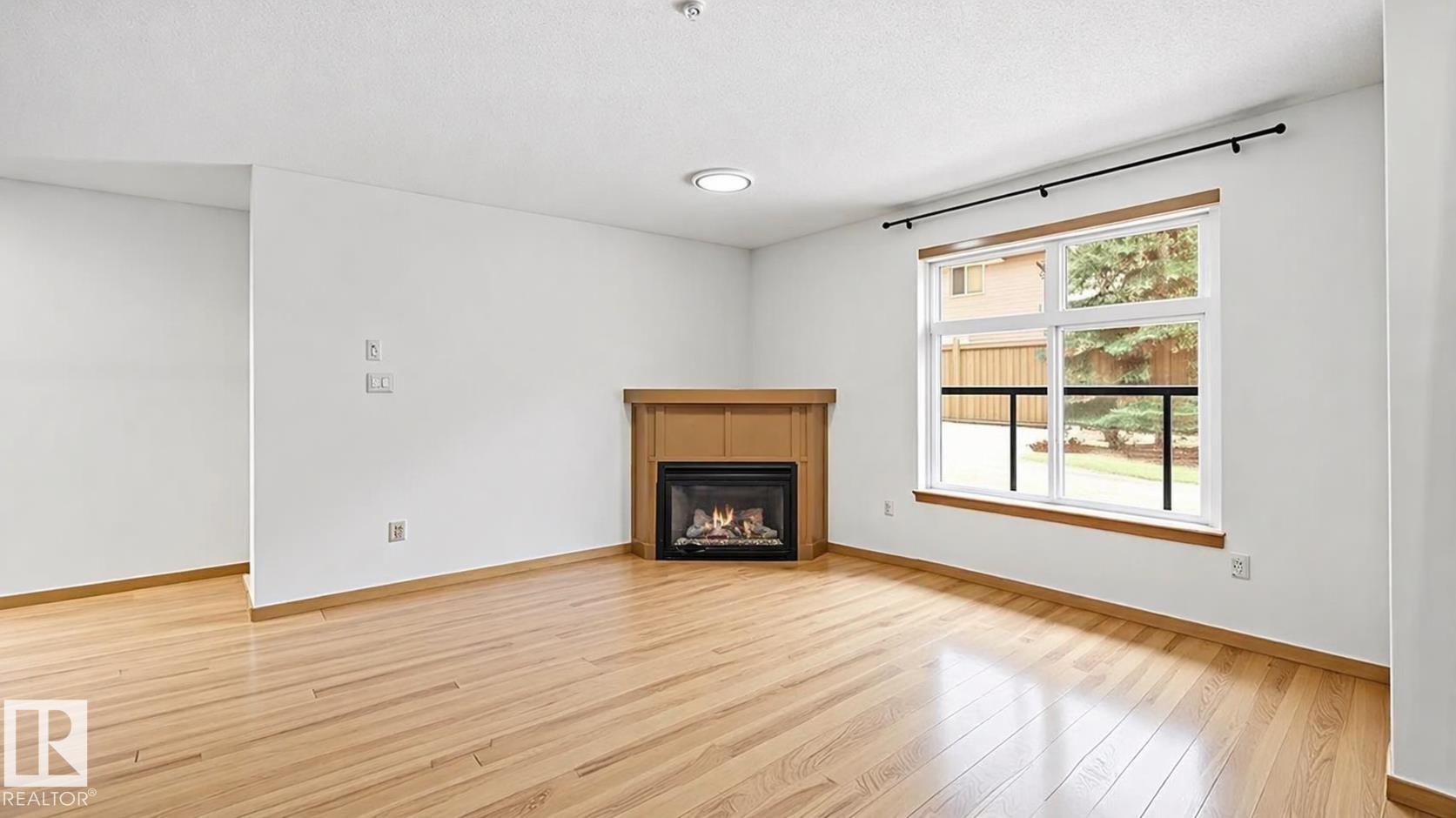 https://zimg.paragon.ice.com/ParagonImages/Property/PM/RAE/225396909/7/0/0/a7a93b7d5cd09987ec26bd9608dbdb9f/1/b016b76b6d03954273a32c972c8357de/225396909-887fd850-c690-4d40-9a72-eb66622bd3c6.JPG