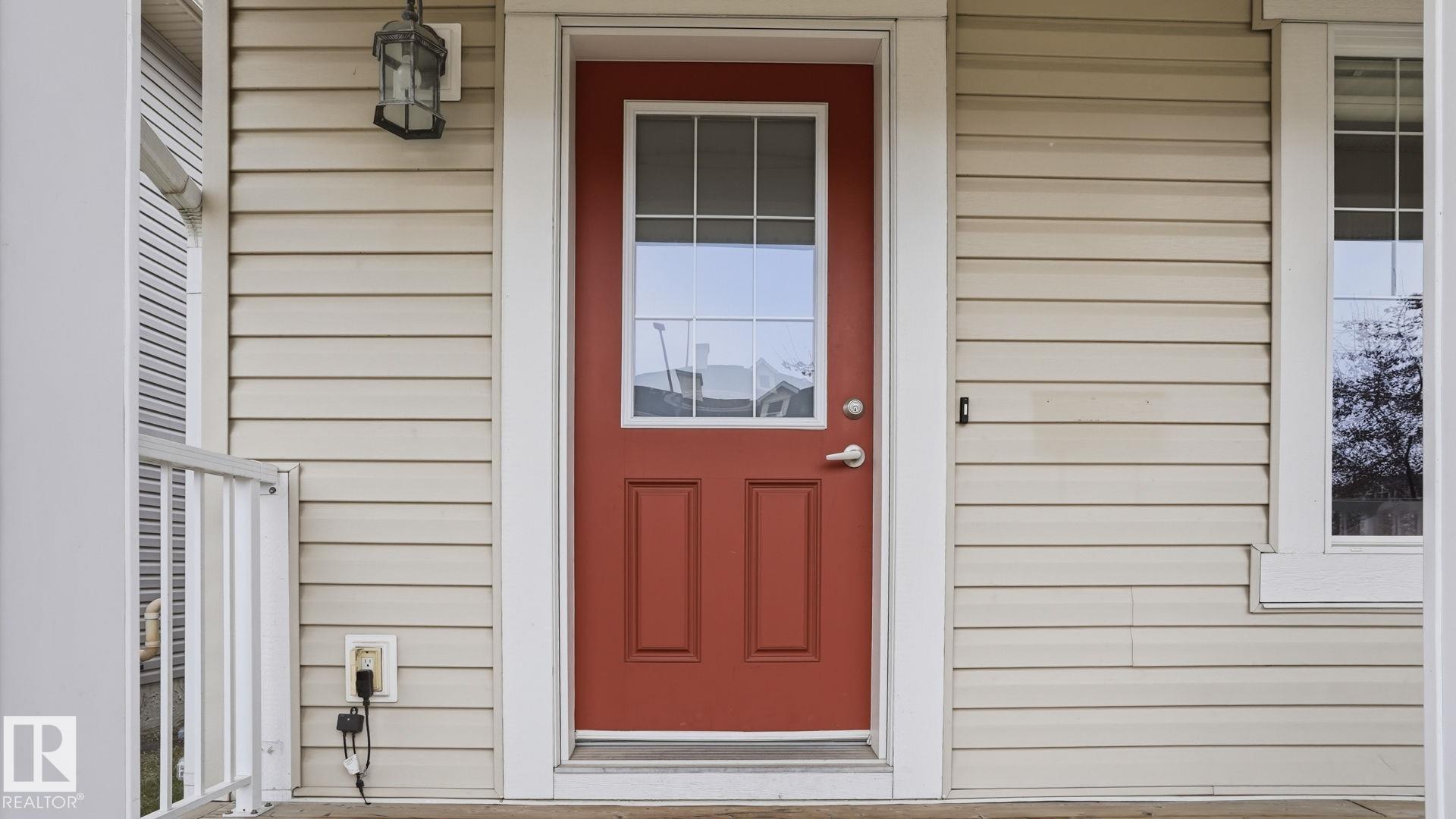 8210 180 Avenue NW, Klarvatten, Edmonton