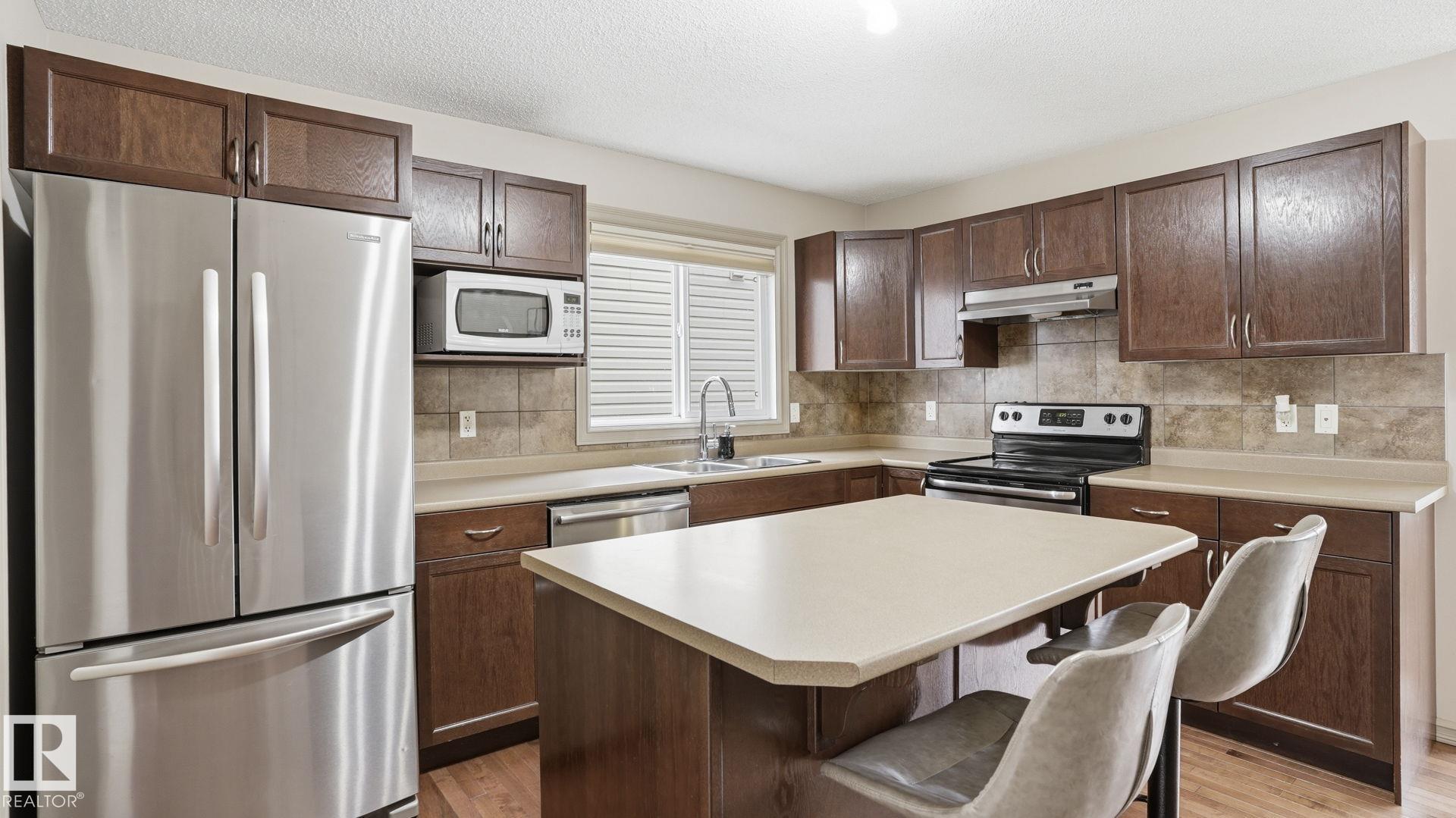 Photo 10 at 8210 180 Avenue NW, Klarvatten, Edmonton