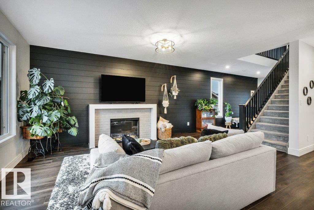 Photo 10 at 158 Jennifer Crescent, Jensen Lakes, St. Albert