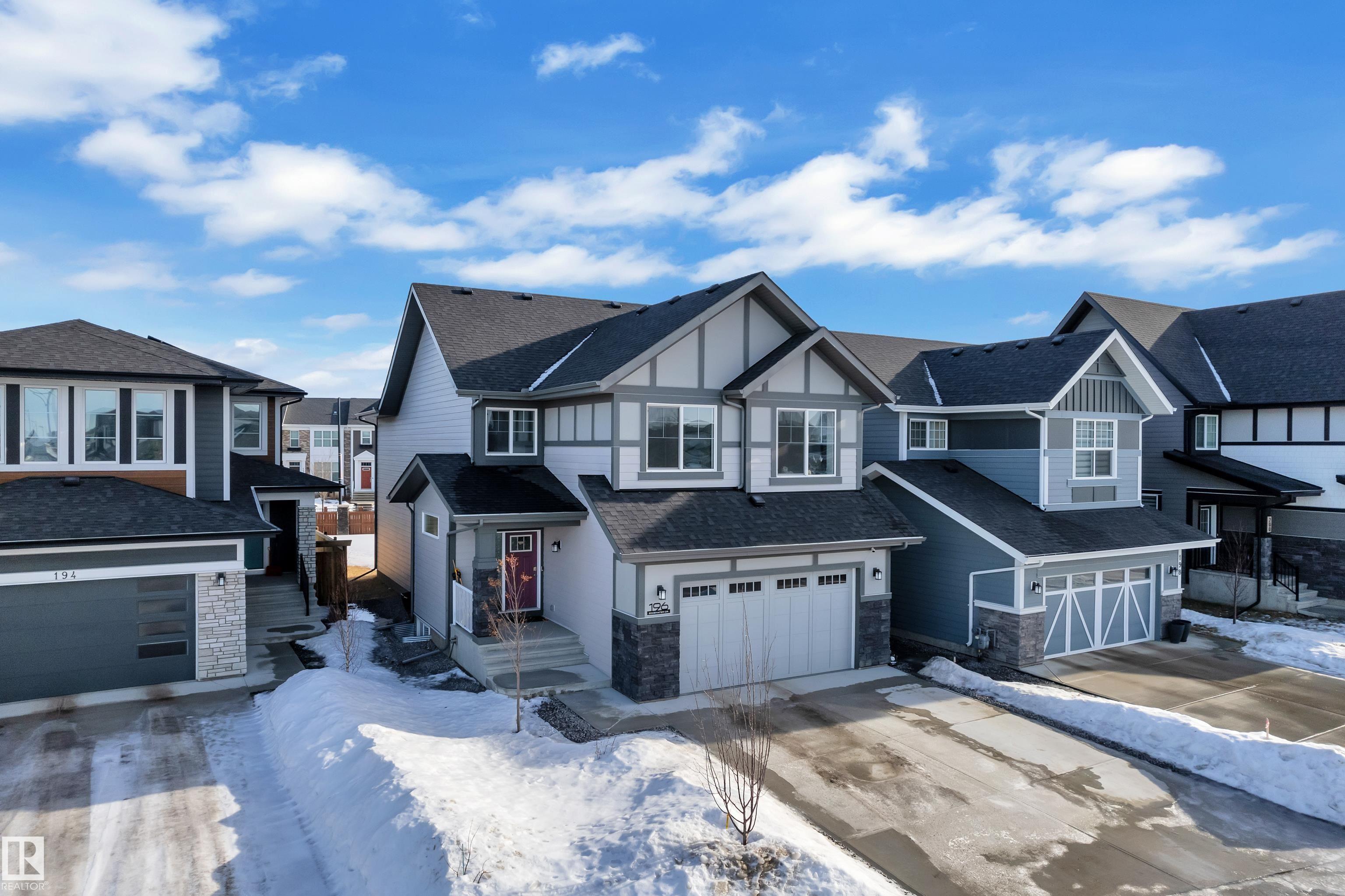 196 Edgewater Circle, Southfork, Leduc