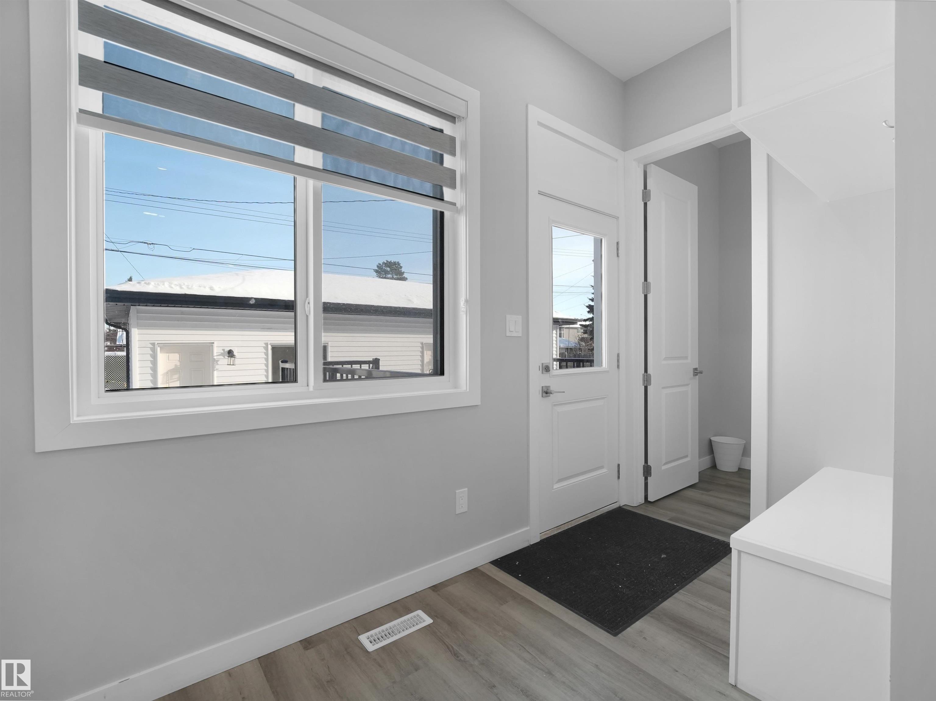 Photo 15 at 10913 159 Street NW, Mayfield, Edmonton