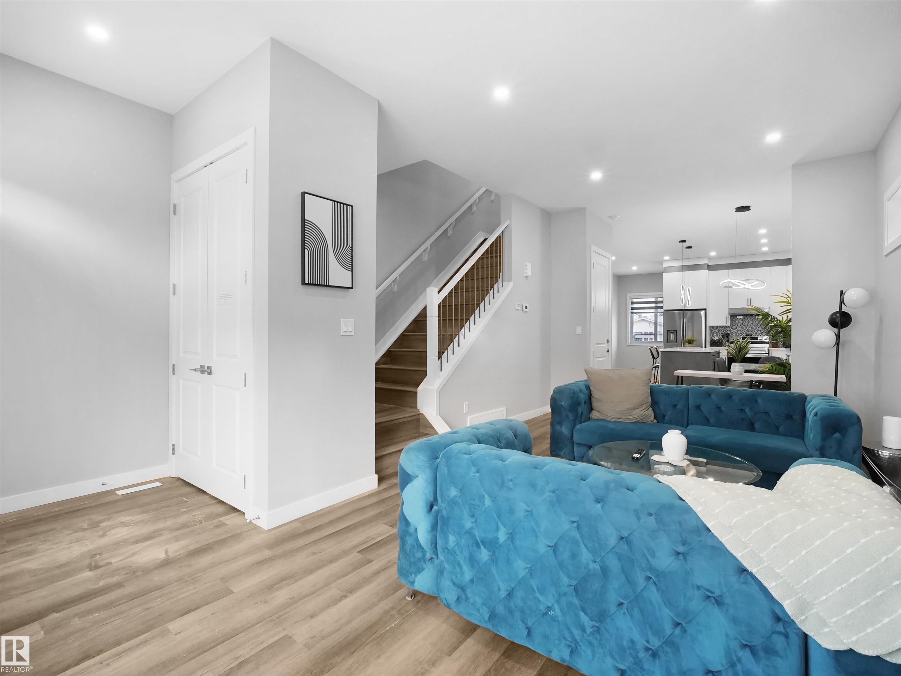 10913 159 Street NW, Mayfield, Edmonton