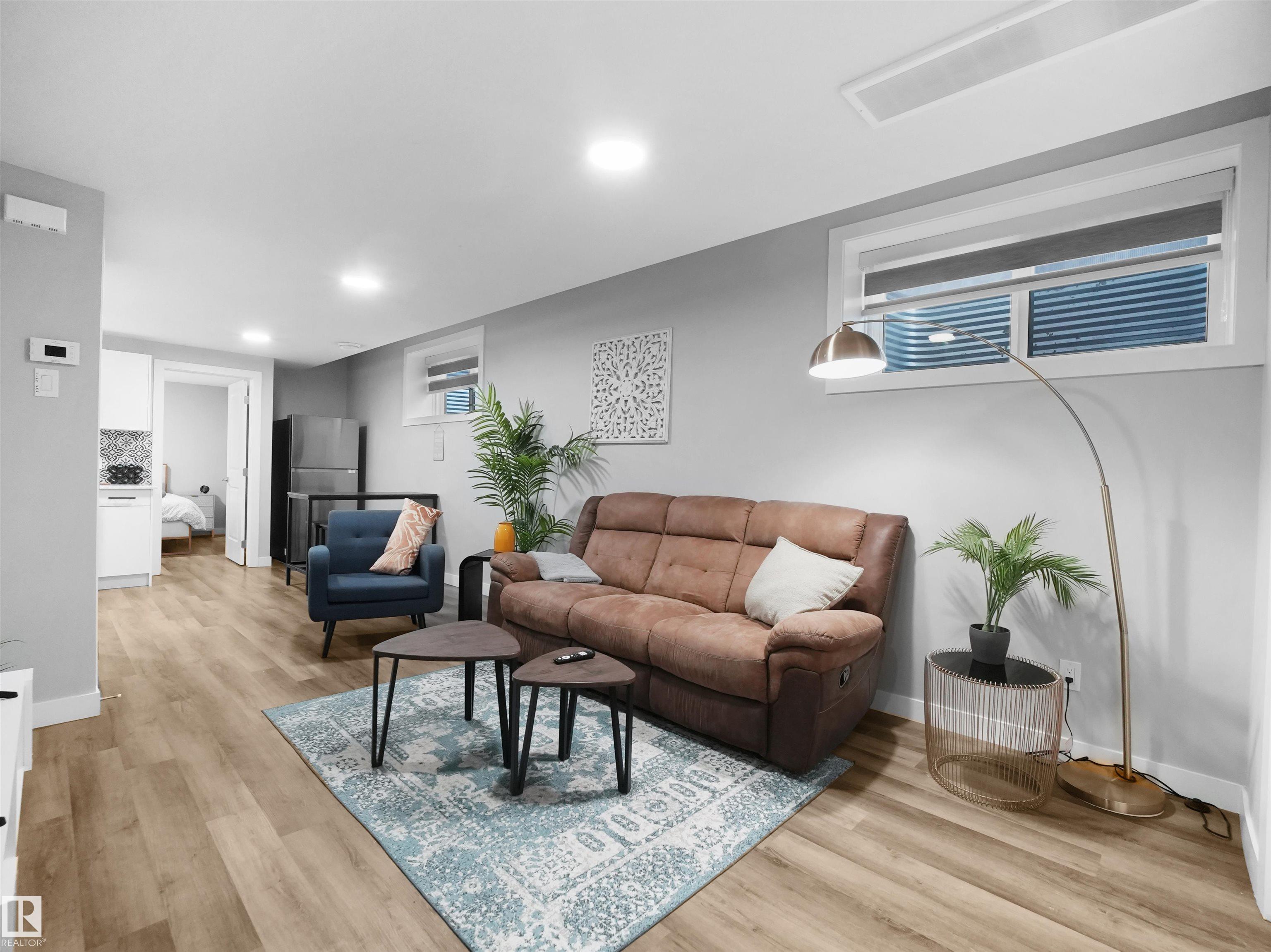 Photo 37 at 10913 159 Street NW, Mayfield, Edmonton