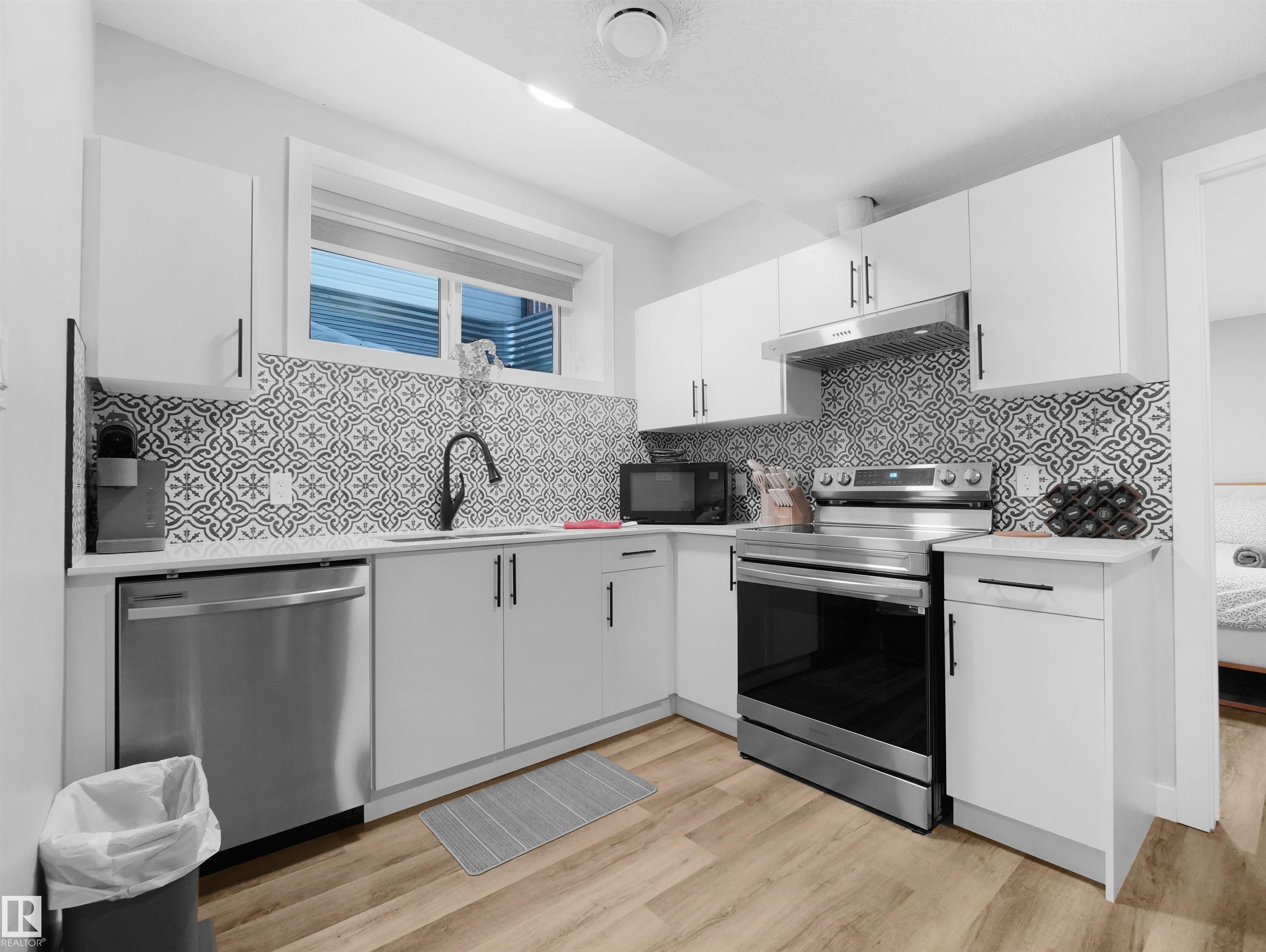 Photo 40 at 10913 159 Street NW, Mayfield, Edmonton