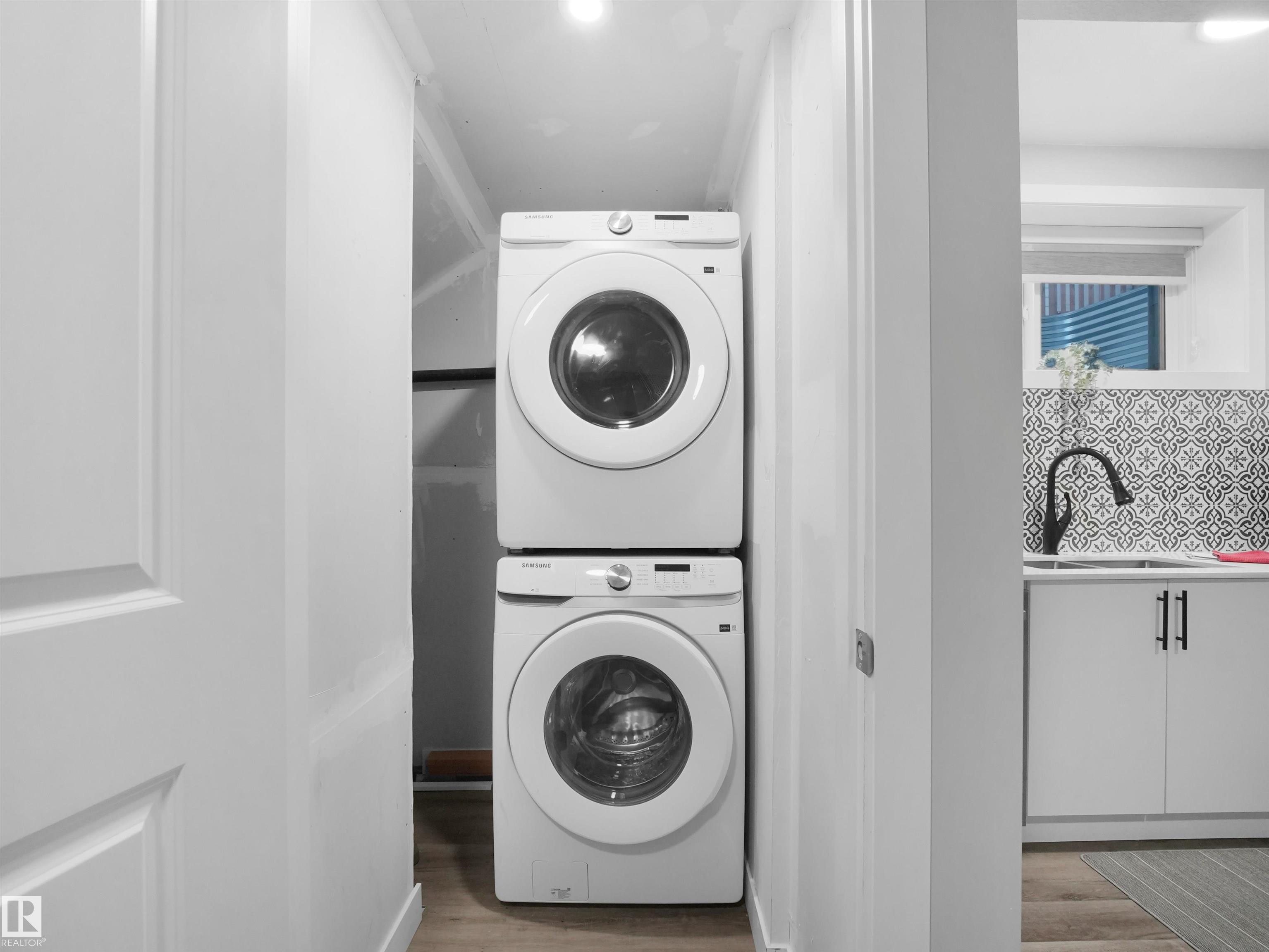 Photo 44 at 10913 159 Street NW, Mayfield, Edmonton