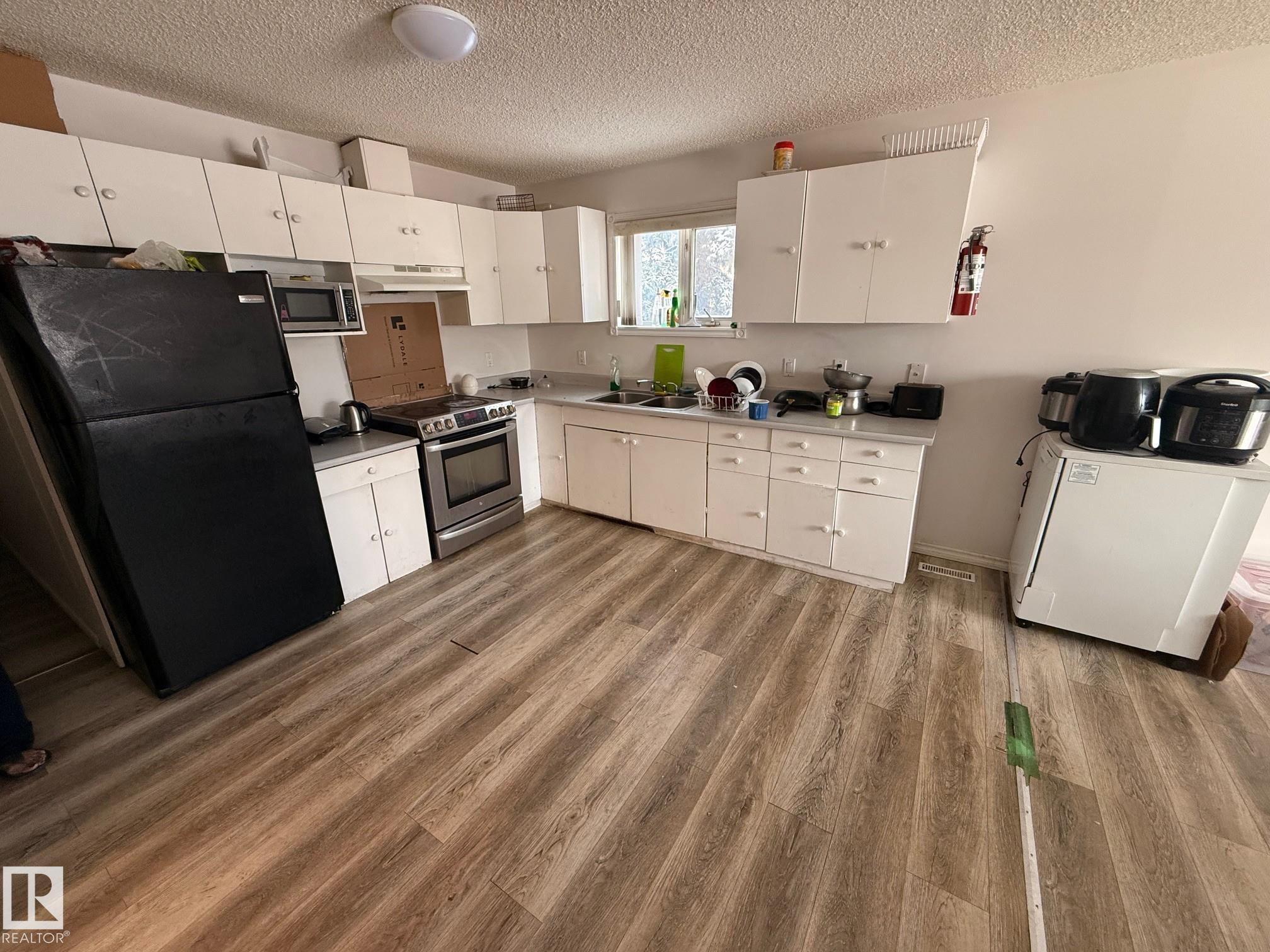 Photo 19 at 10644 155 Street NW, Canora, Edmonton