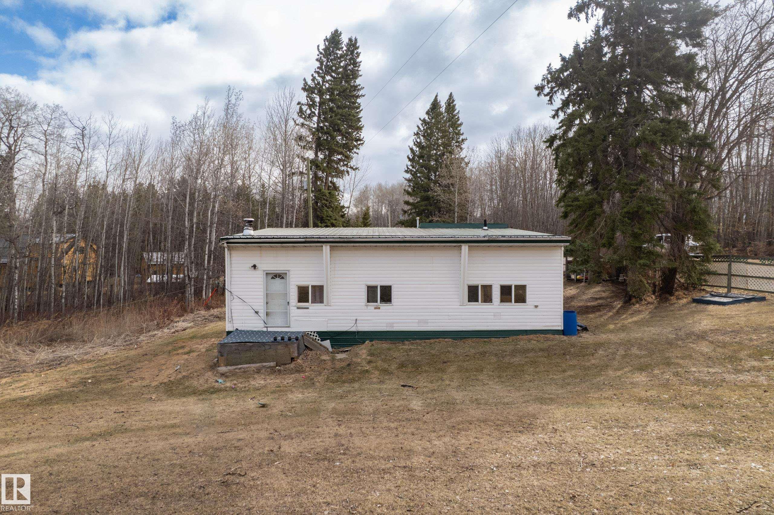 Photo 9 at 106 - 52502 Rge Road 25, Johnny's Lake, Rural Parkland County