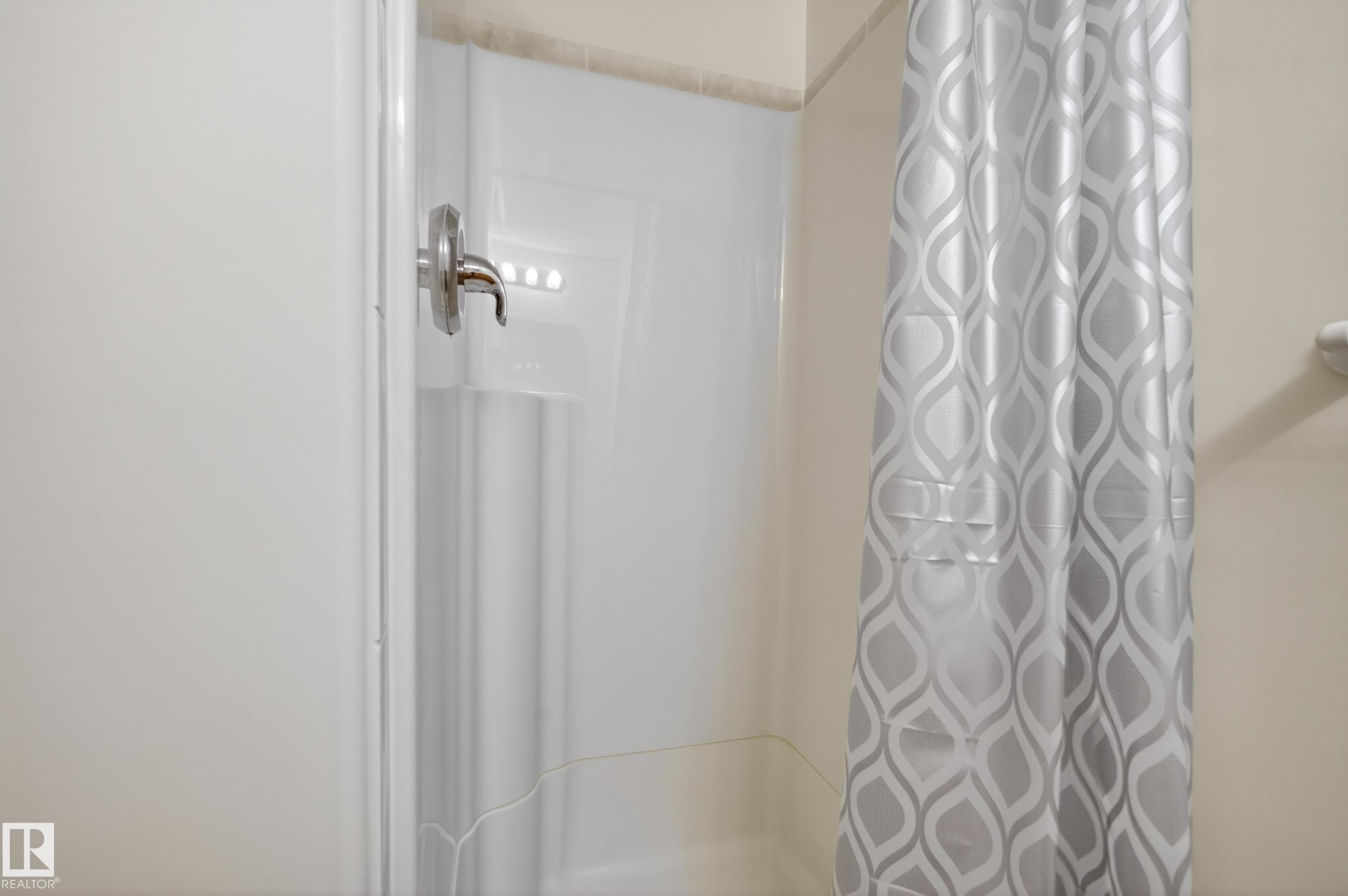 Photo 41 at 8721 88 Avenue NW, Bonnie Doon, Edmonton