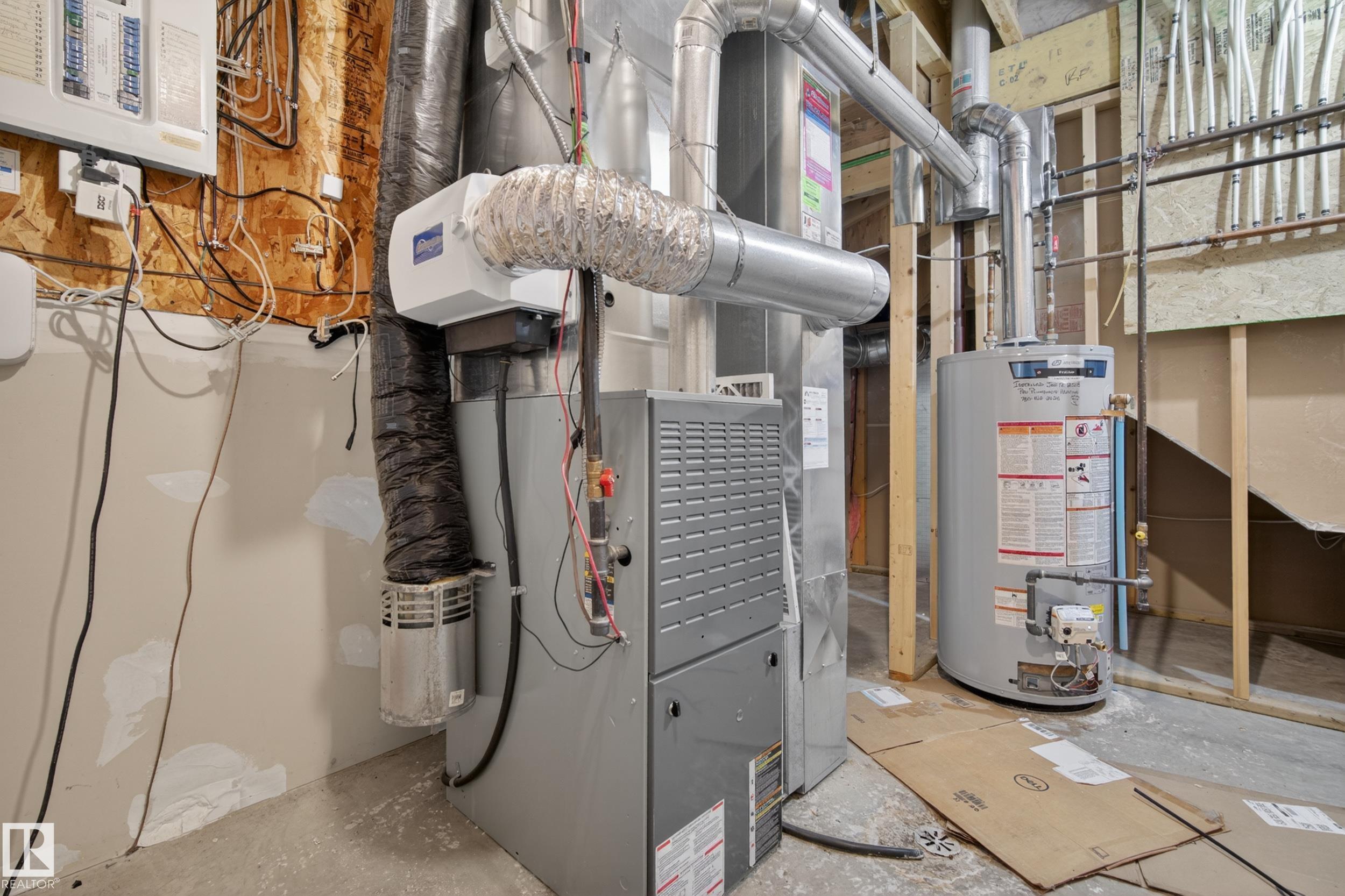 Photo 42 at 8721 88 Avenue NW, Bonnie Doon, Edmonton