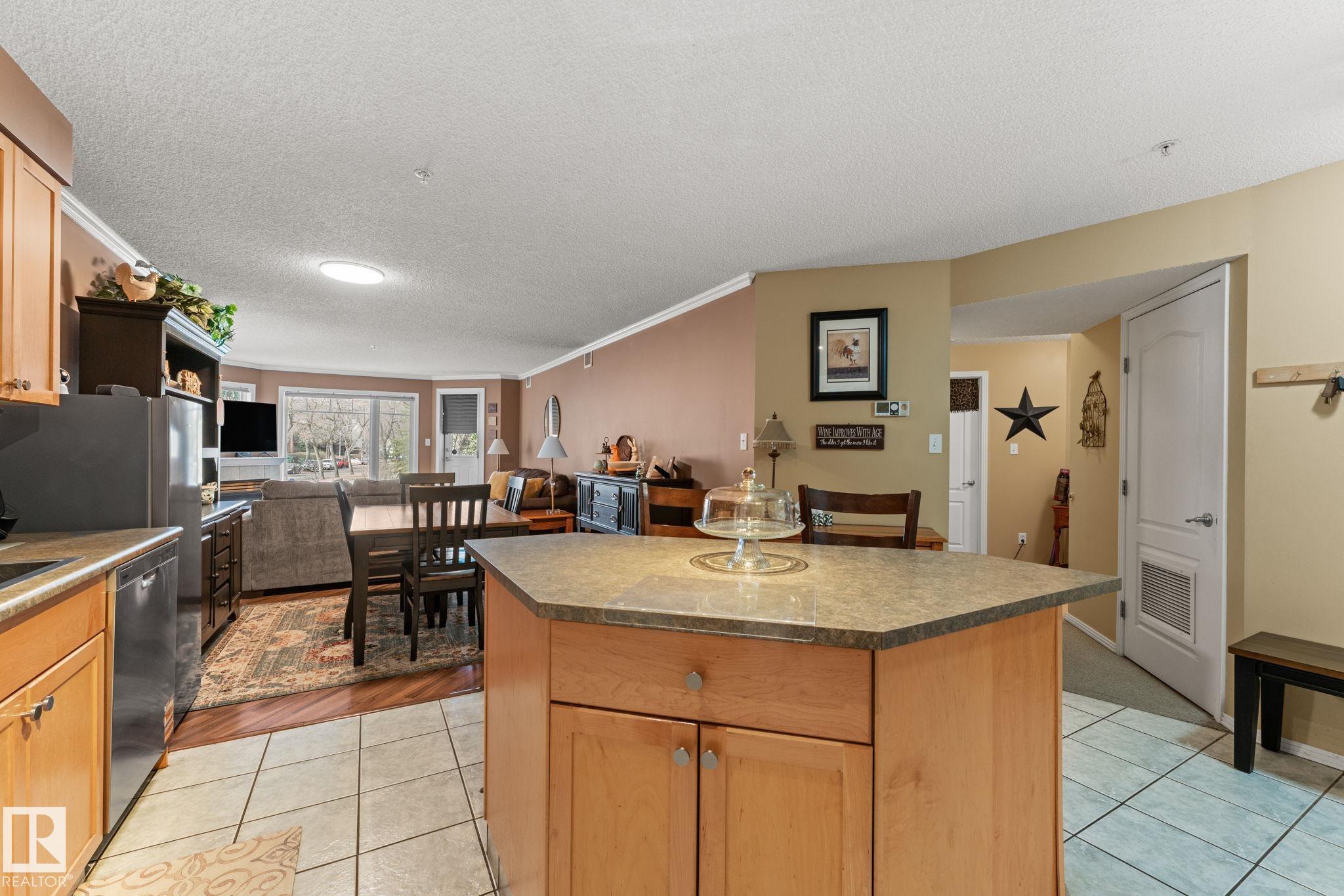 Photo 14 at 203 - 8909 100 Street NW, Strathcona, Edmonton