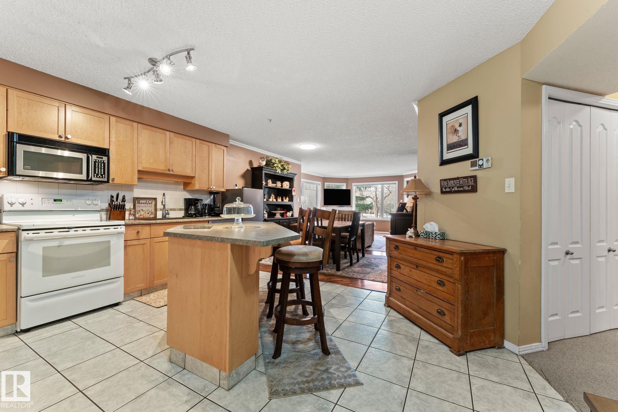 Photo 9 at 203 - 8909 100 Street NW, Strathcona, Edmonton