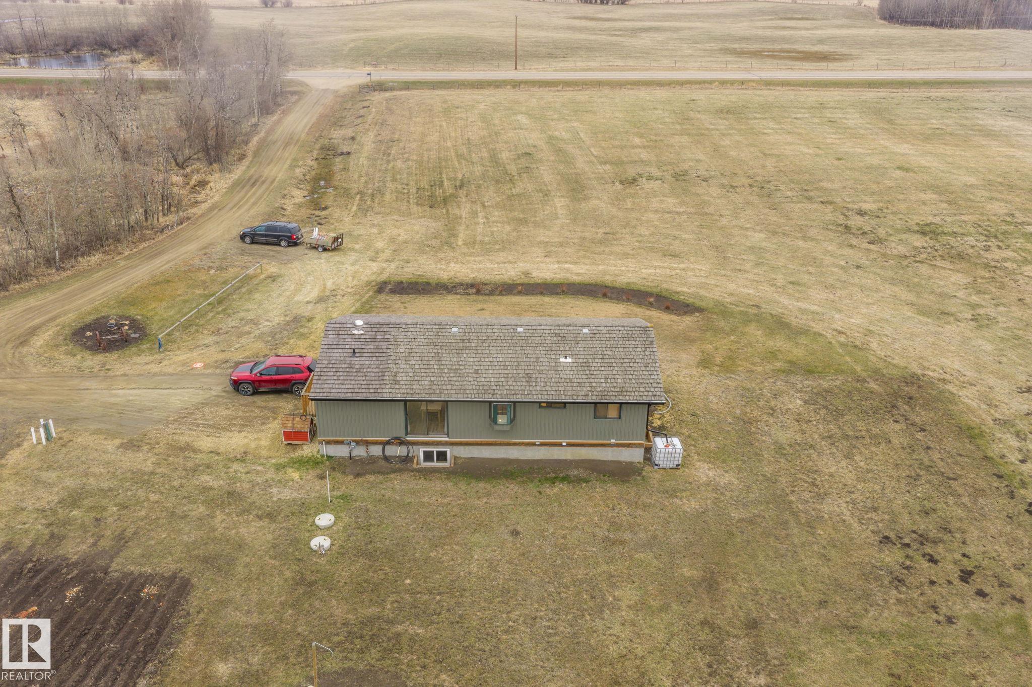 Photo 11 at  23127 Twp Rd 502, None, Rural Leduc County